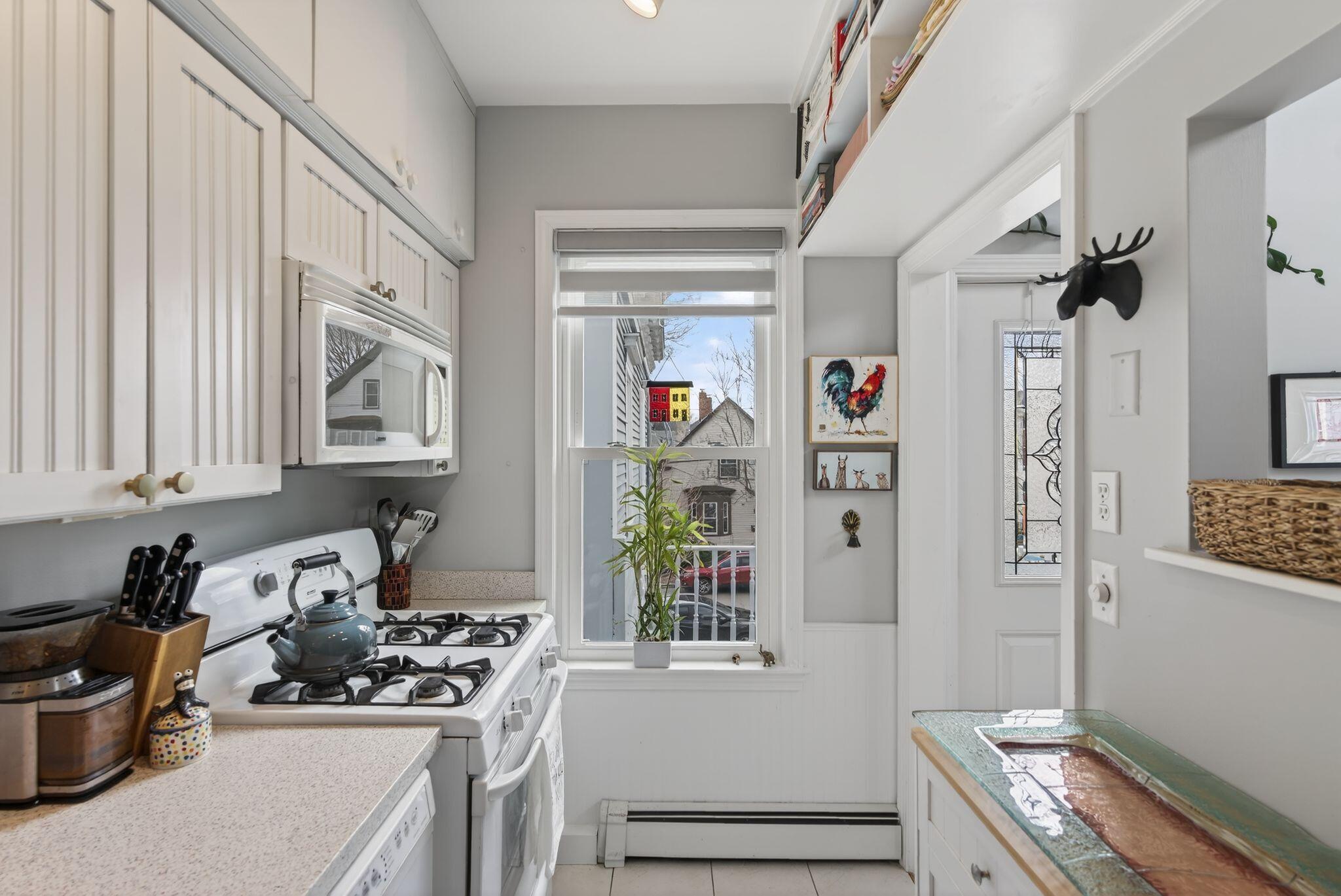 81 Quebec Street UNIT 5, Portland, ME, 04101