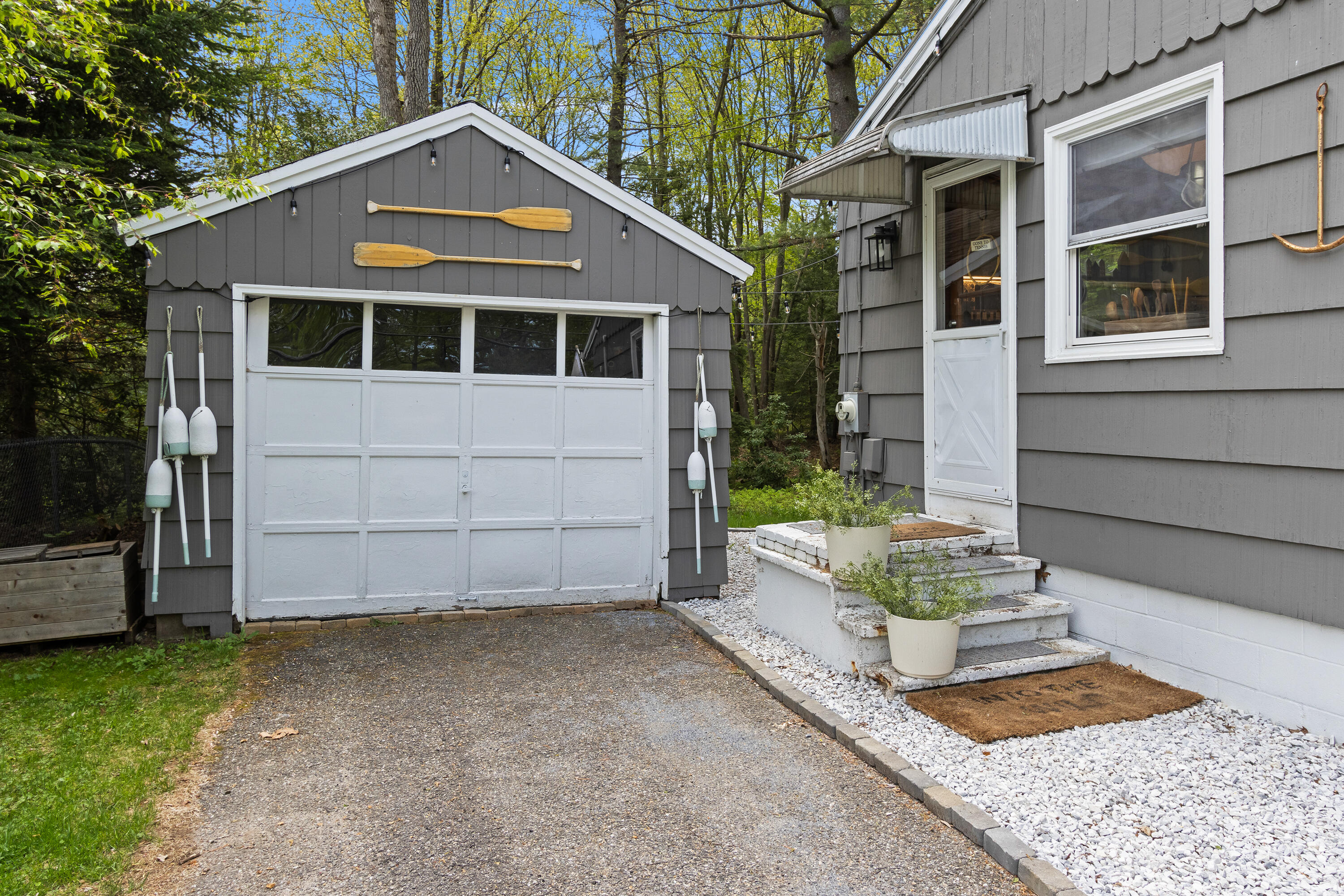 Garage and Side Entry