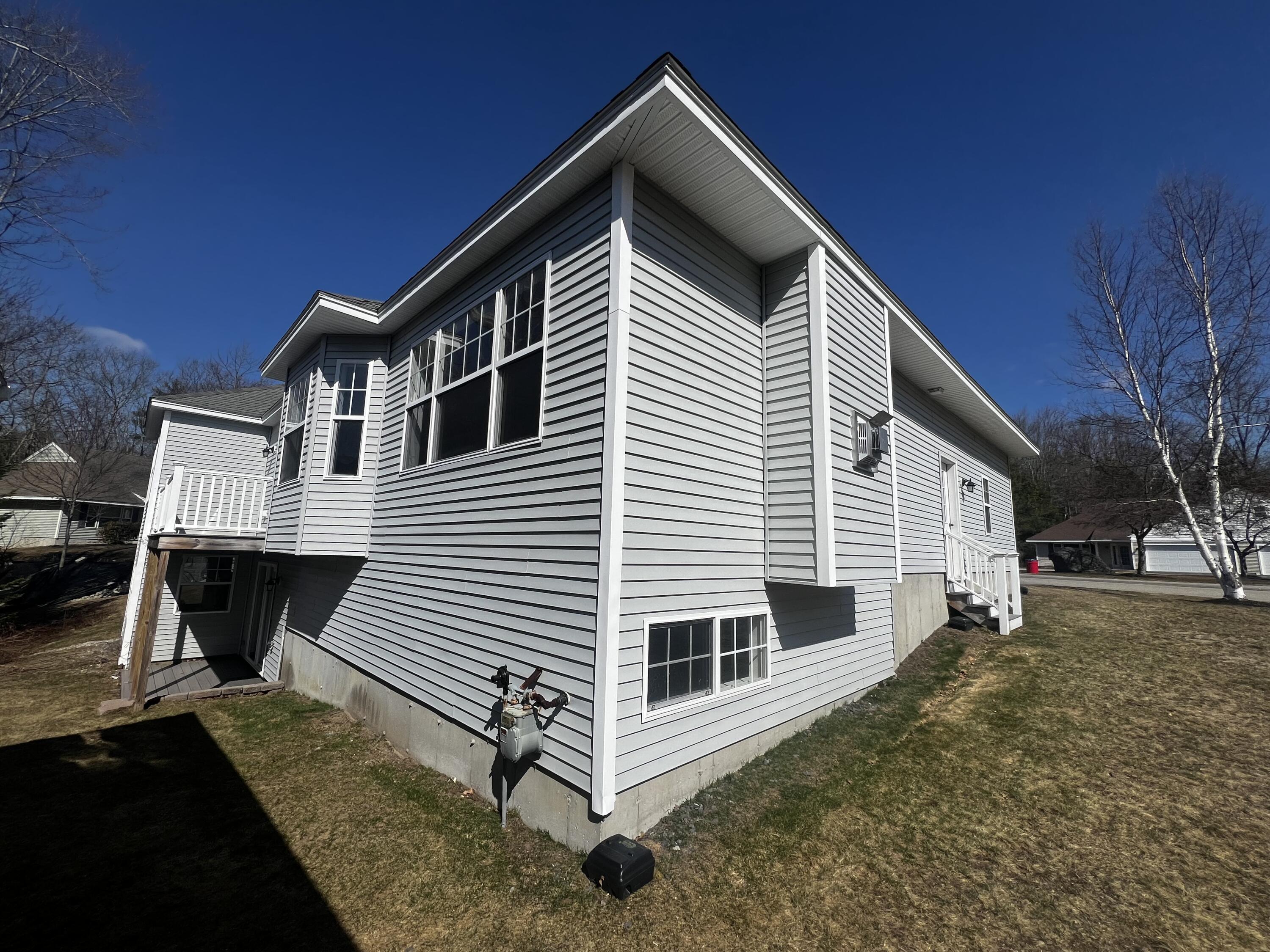 52 Macintosh Lane 52