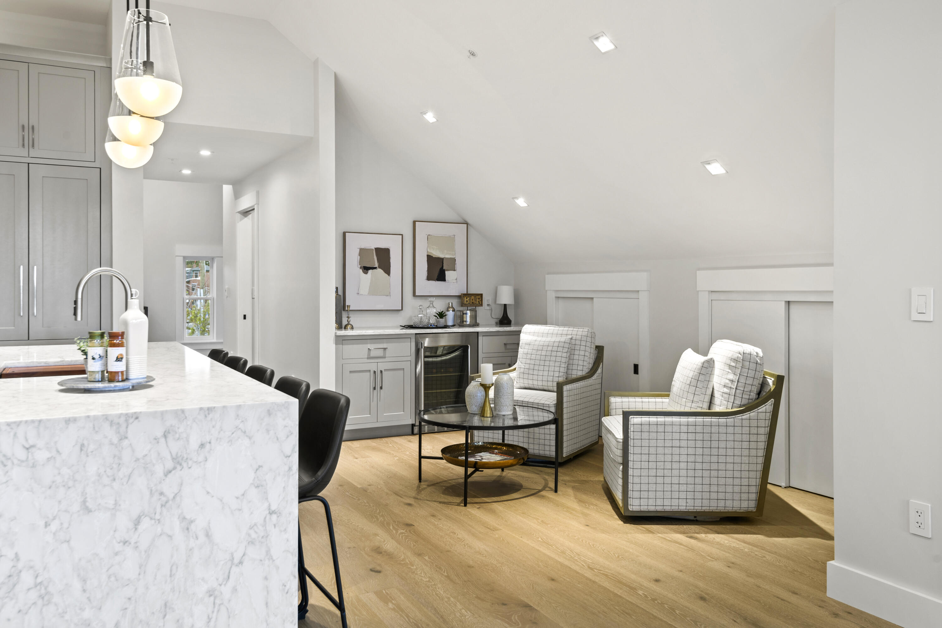 2 India Street UNIT 4, Portland, ME, 04101