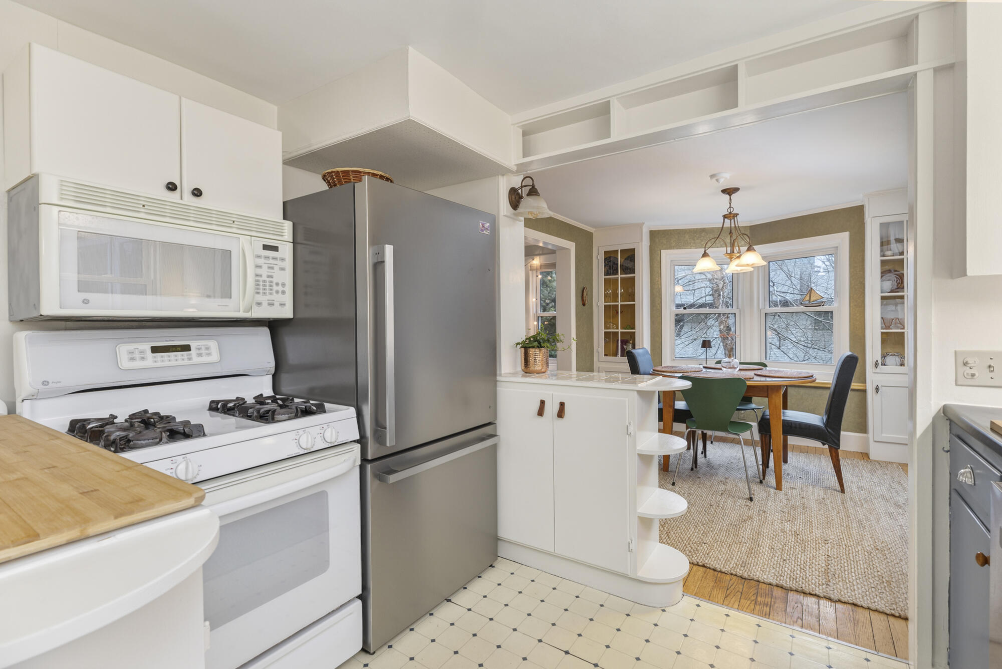 59 Ocean View Road, Cape Elizabeth, ME, 04107