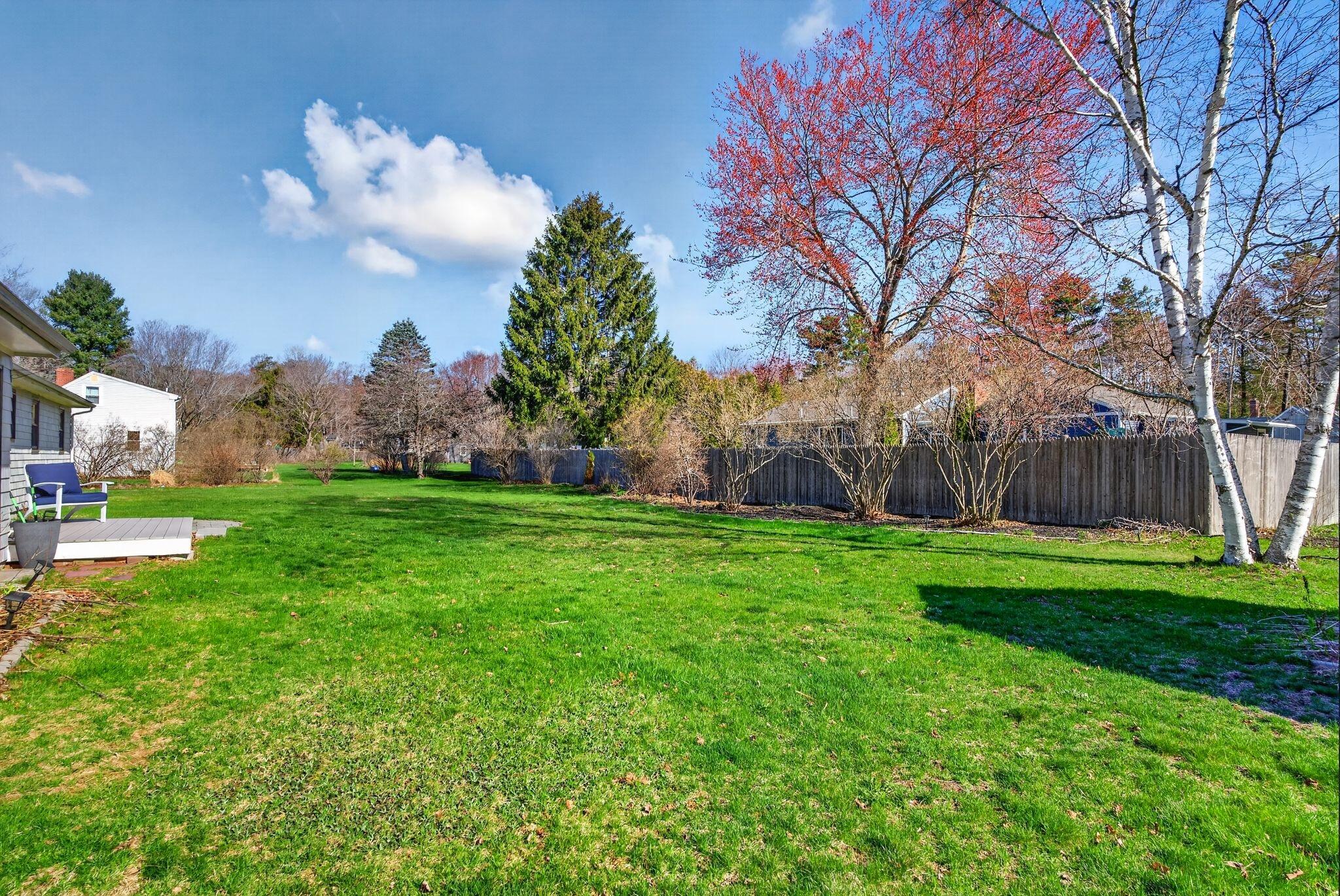 7 Lawn Avenue, Cumberland, ME, 04021