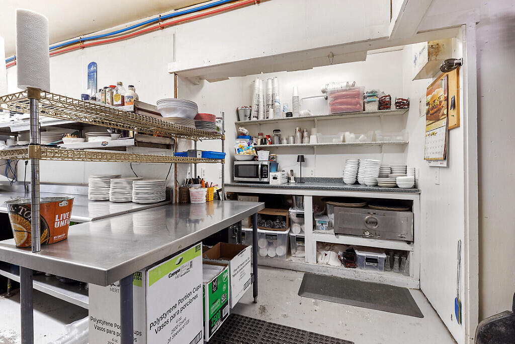 30 Main Street, Belfast, ME, 04915