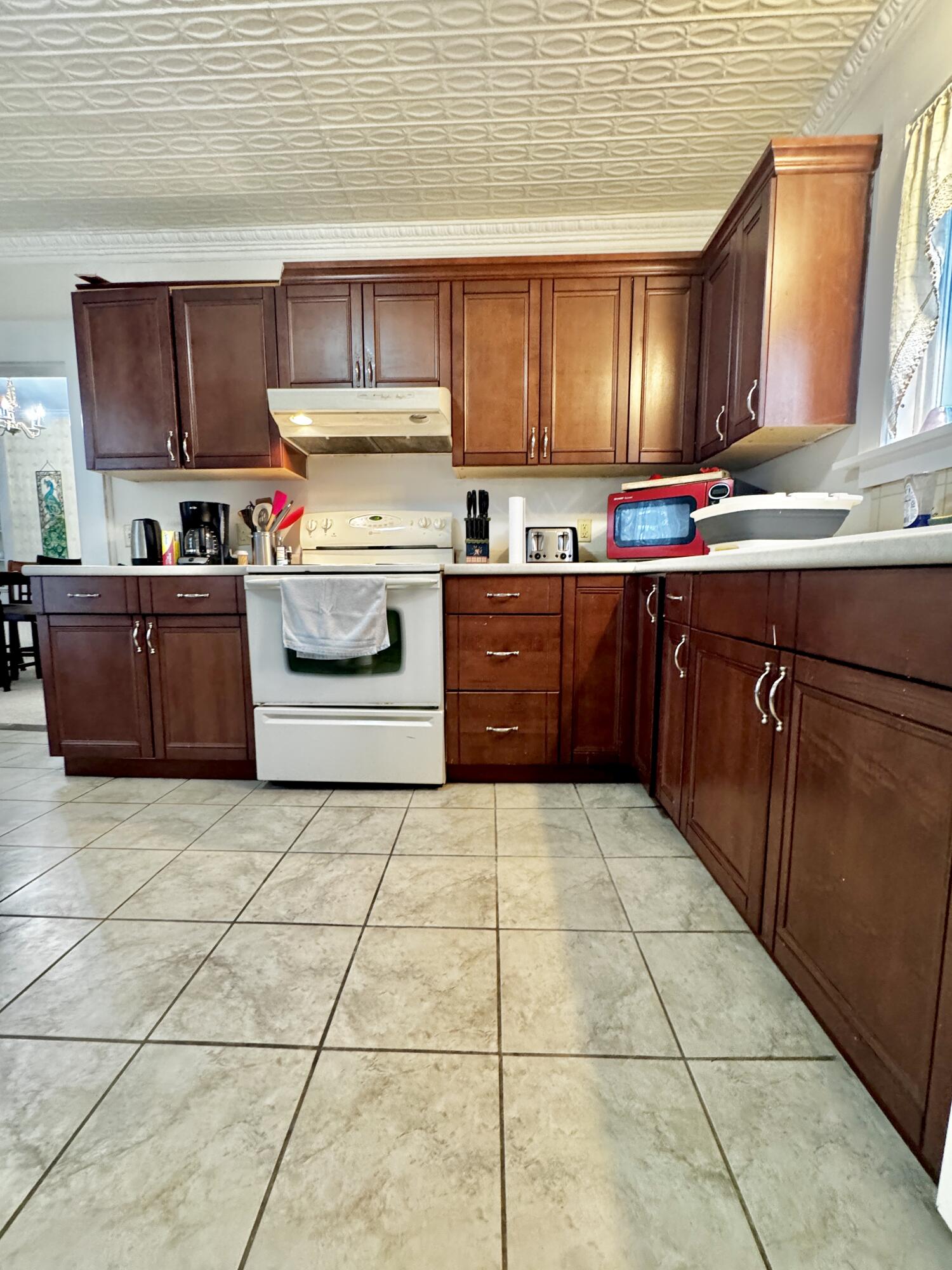 704 Main Street, Calais, ME, 04619