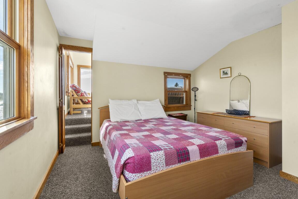 22 Gray Road, Southport, ME, 04576