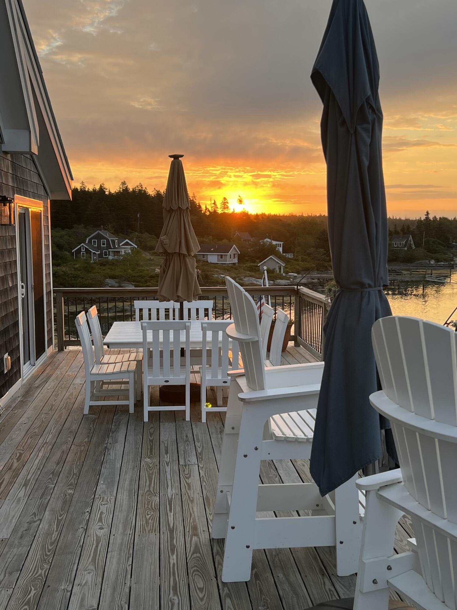 28 City Point Road, Vinalhaven, ME, 04863