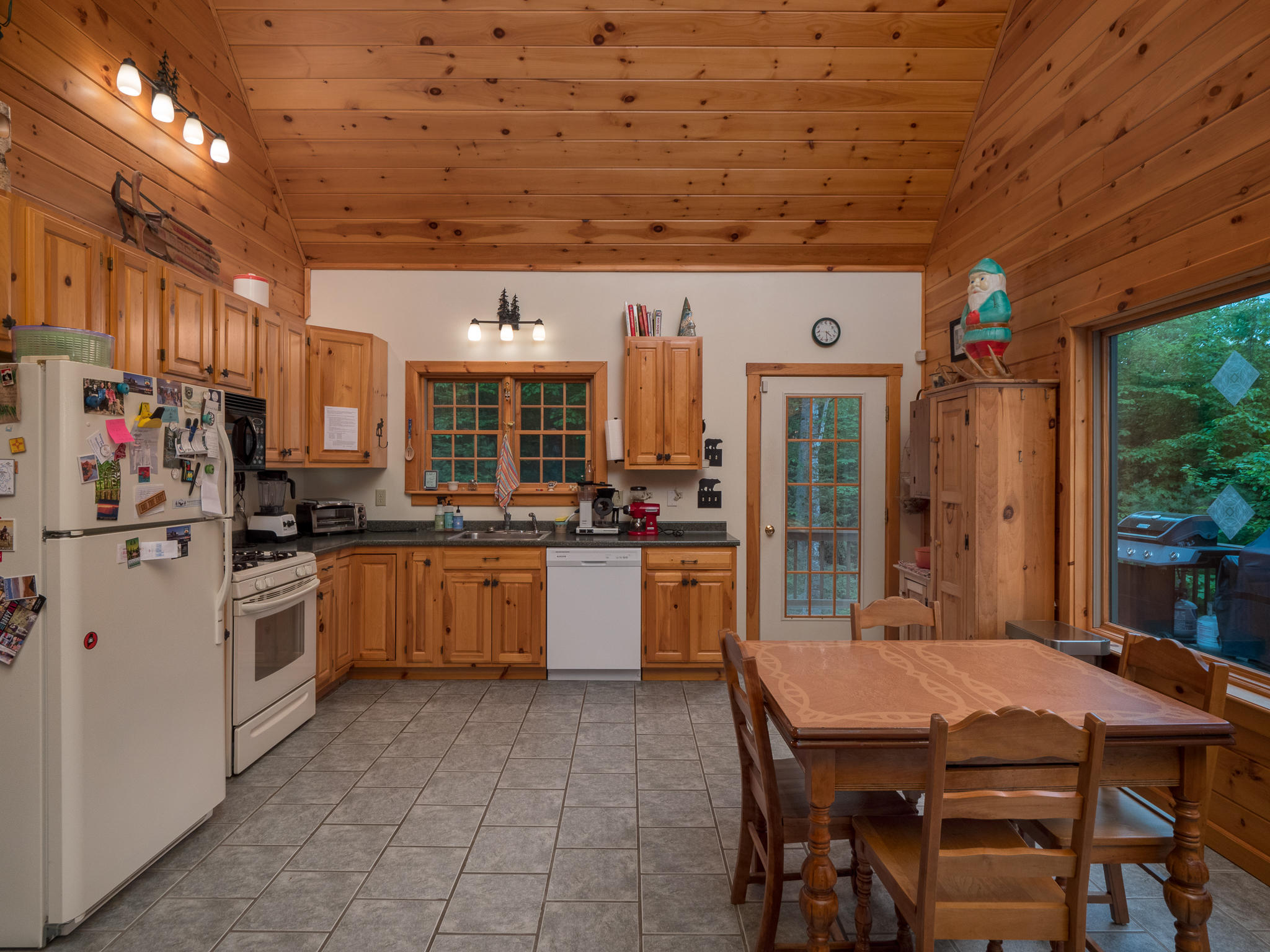 20 Hickory Drive, Woodstock, ME, 04219-2003