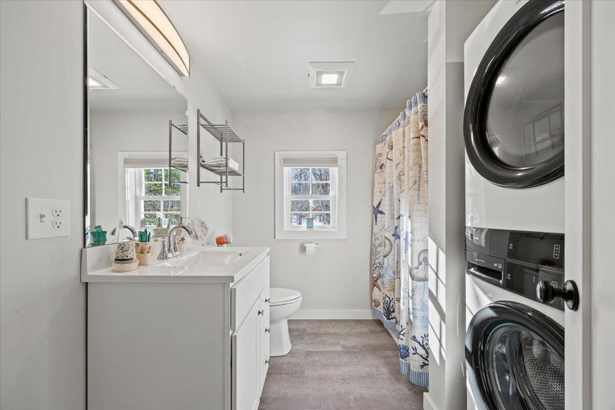 6 Decary Road, Biddeford, ME, 04005