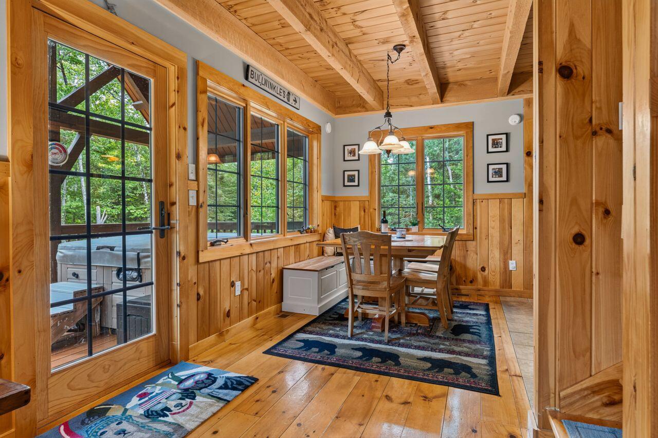 2016 Brook Falls Road, Carrabassett Valley, ME 04947 Eat-in Kitchen