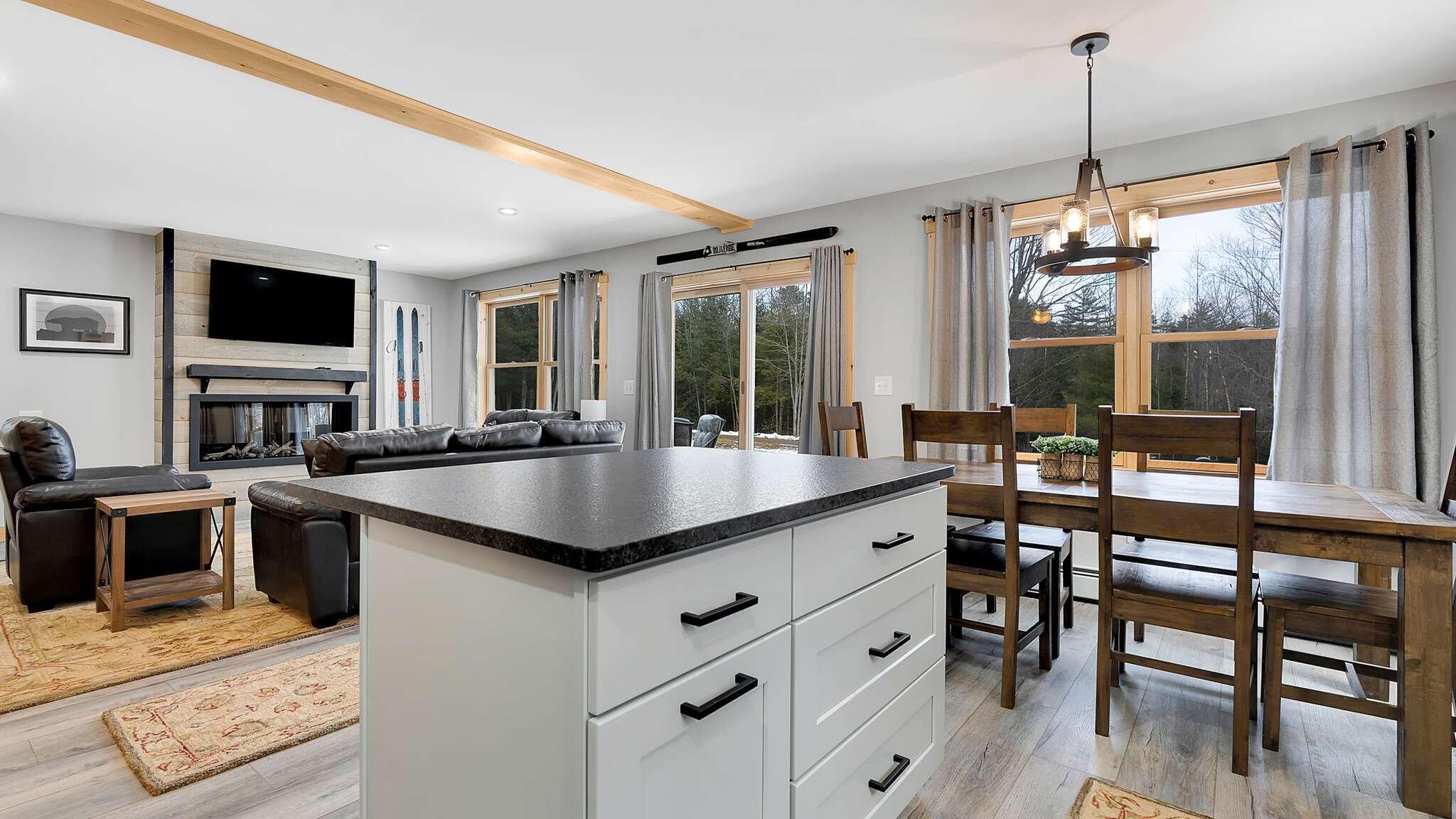 1 Stearns Hill, Hanover, ME, 04237