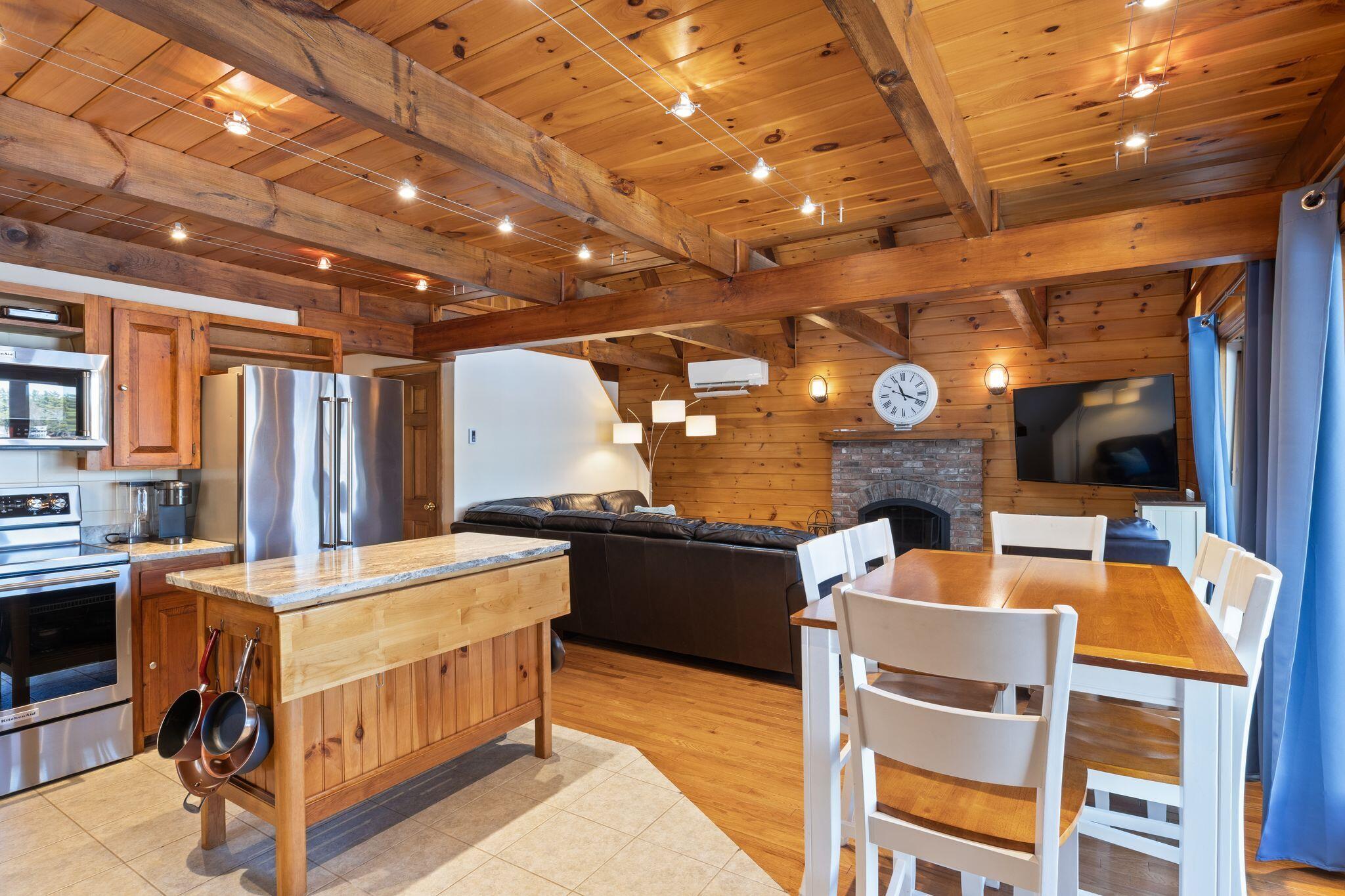 325 Concord Lane, Wakefield, NH, 03830