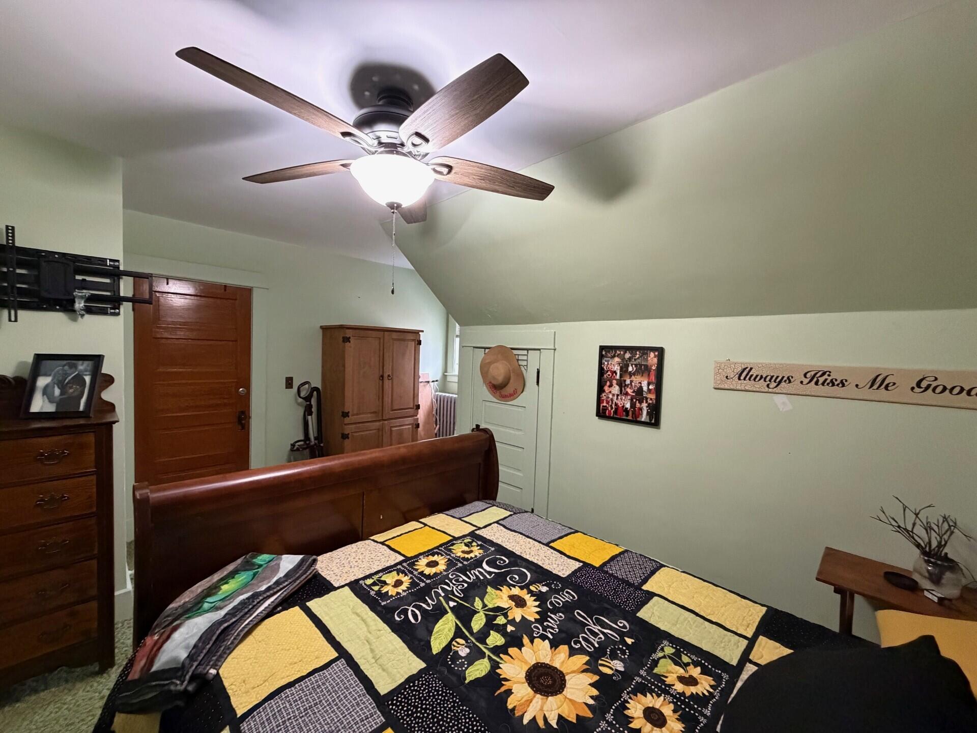 21 Bowdoin Street, Houlton, ME, 04730