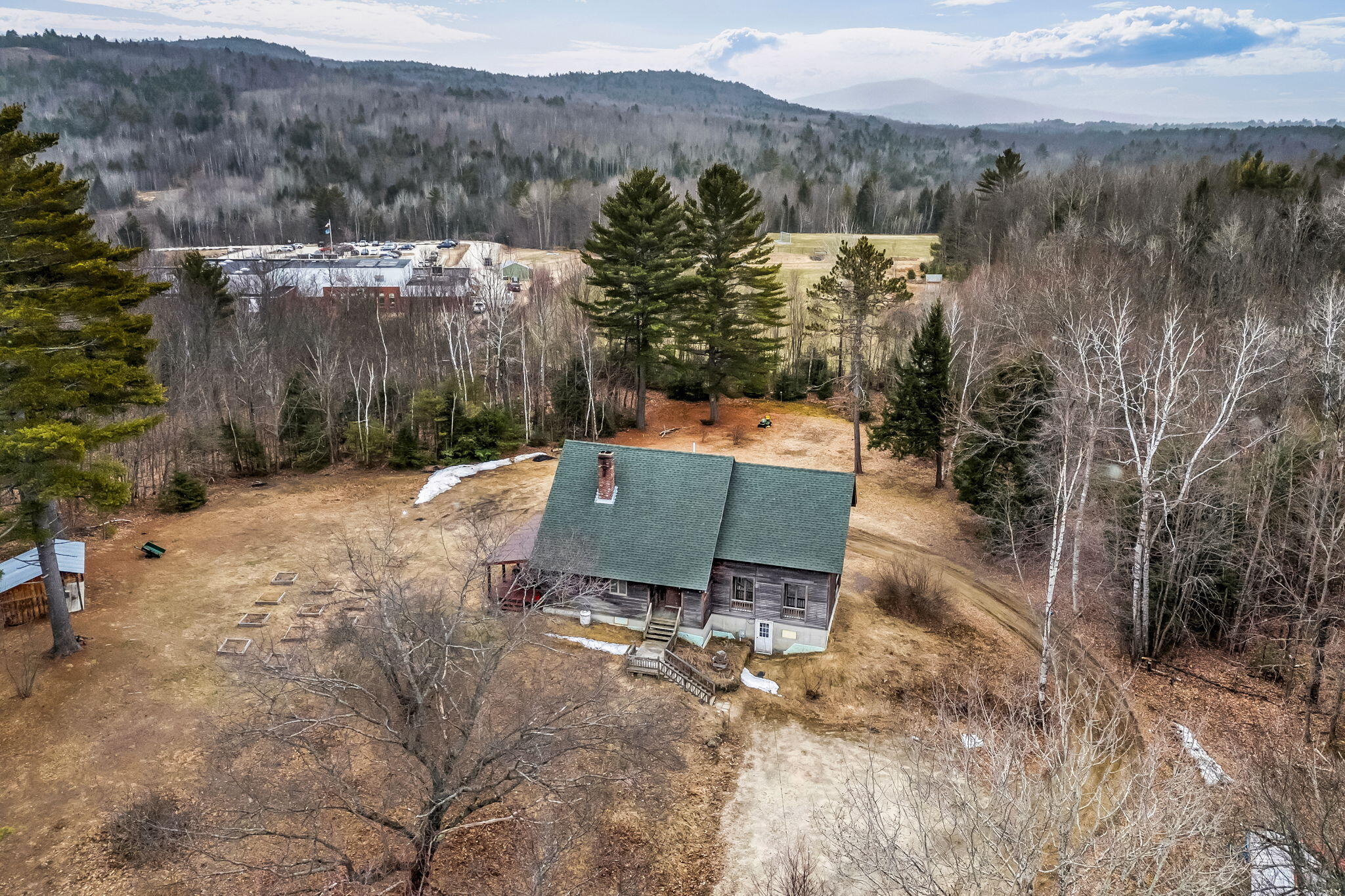 79 Auburn Road, Peru, ME, 04290