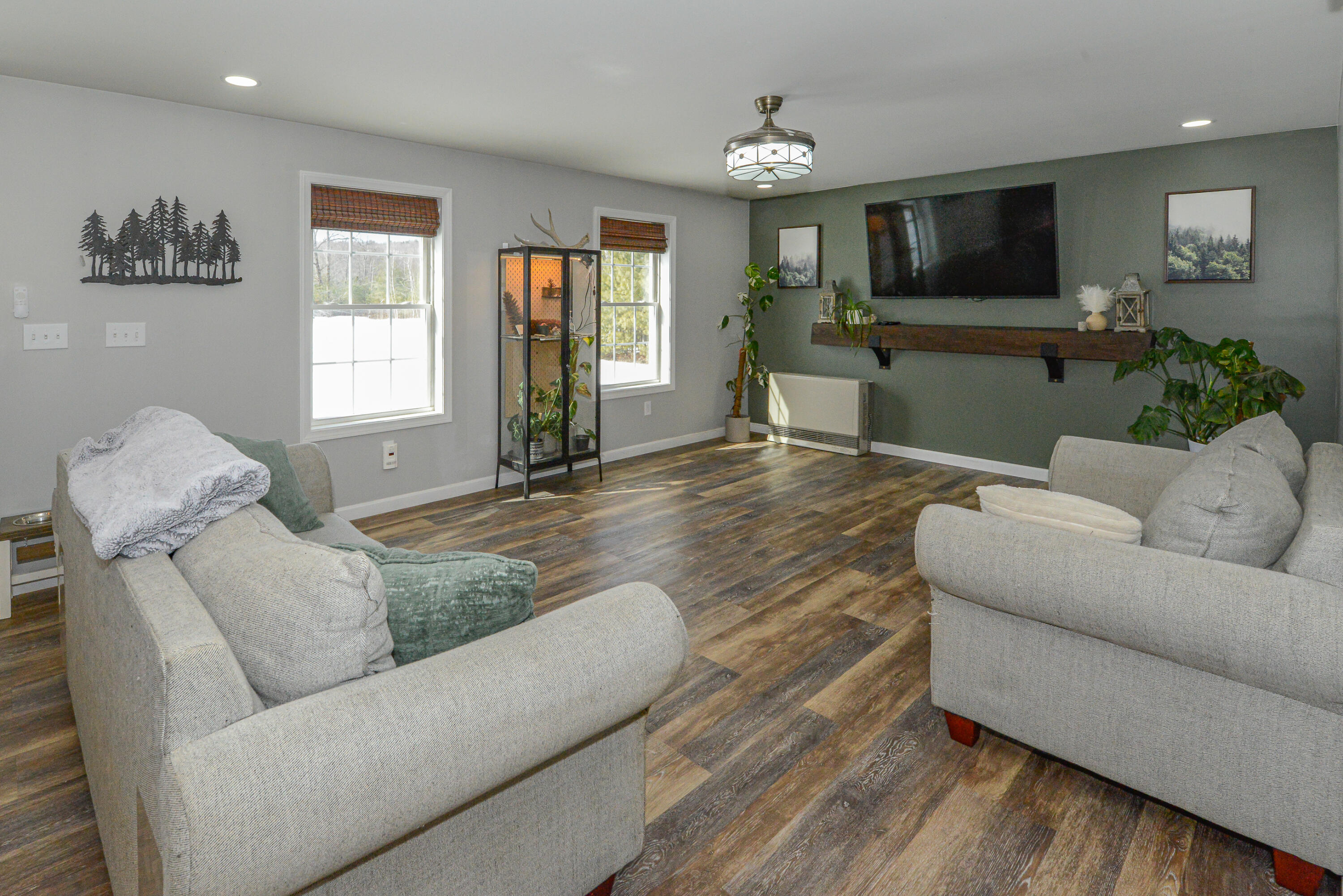 7 Silver Way, Oxford, ME, 04270