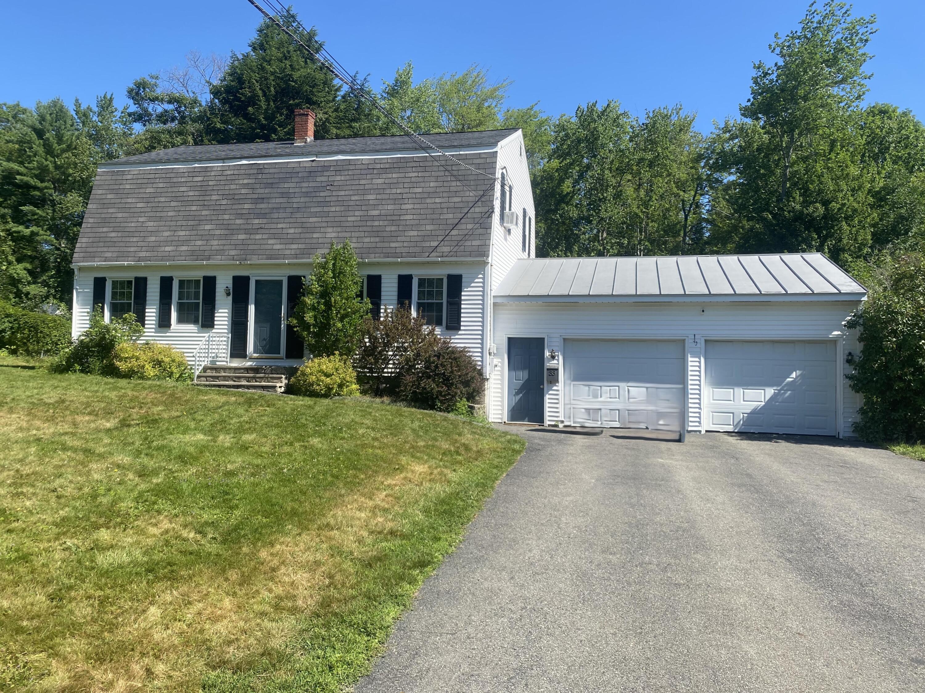 Photo of 33 Oak Hill Drive Oakland ME 04963