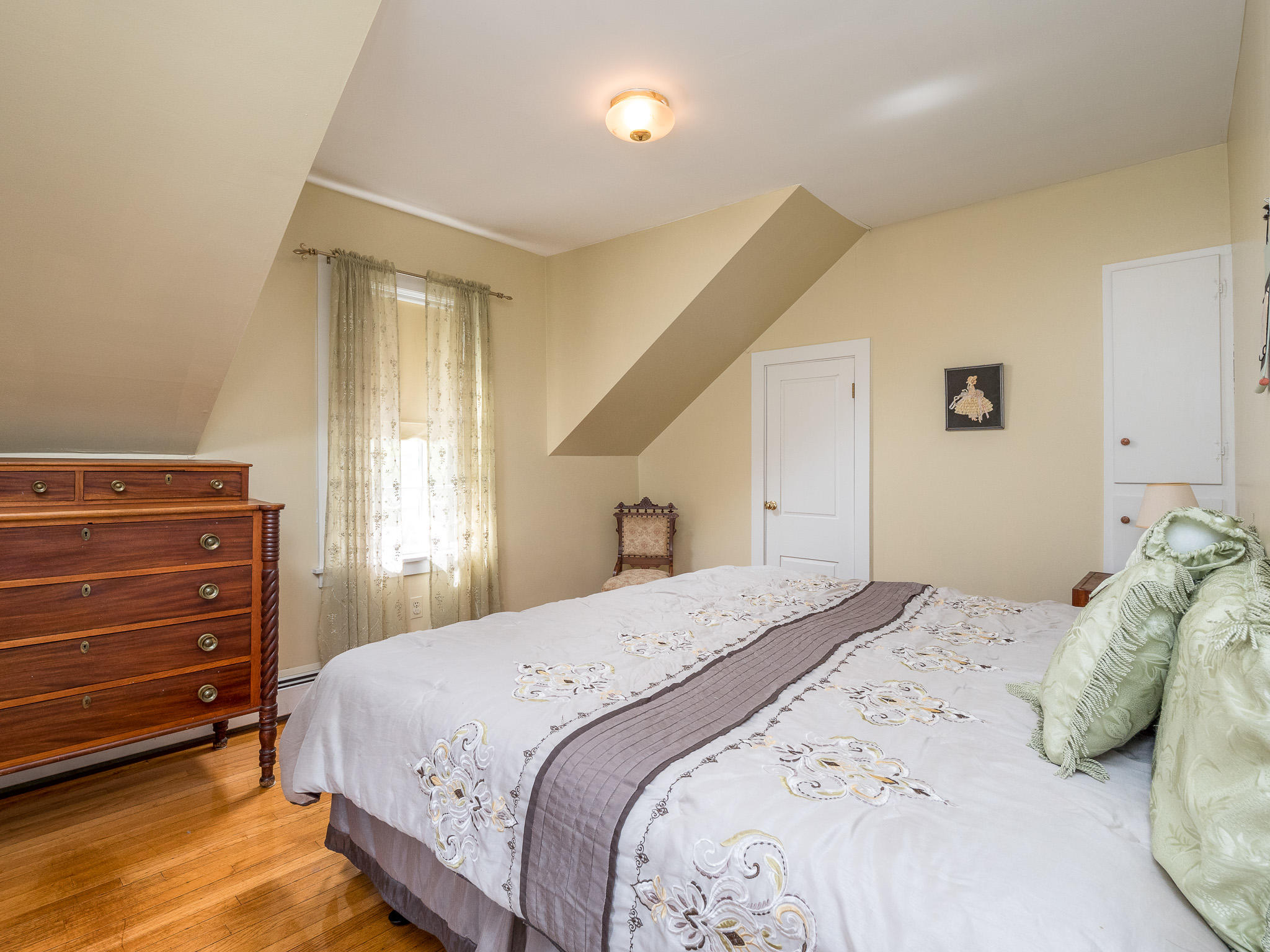 10 Church Street, Bethel, ME, 04217