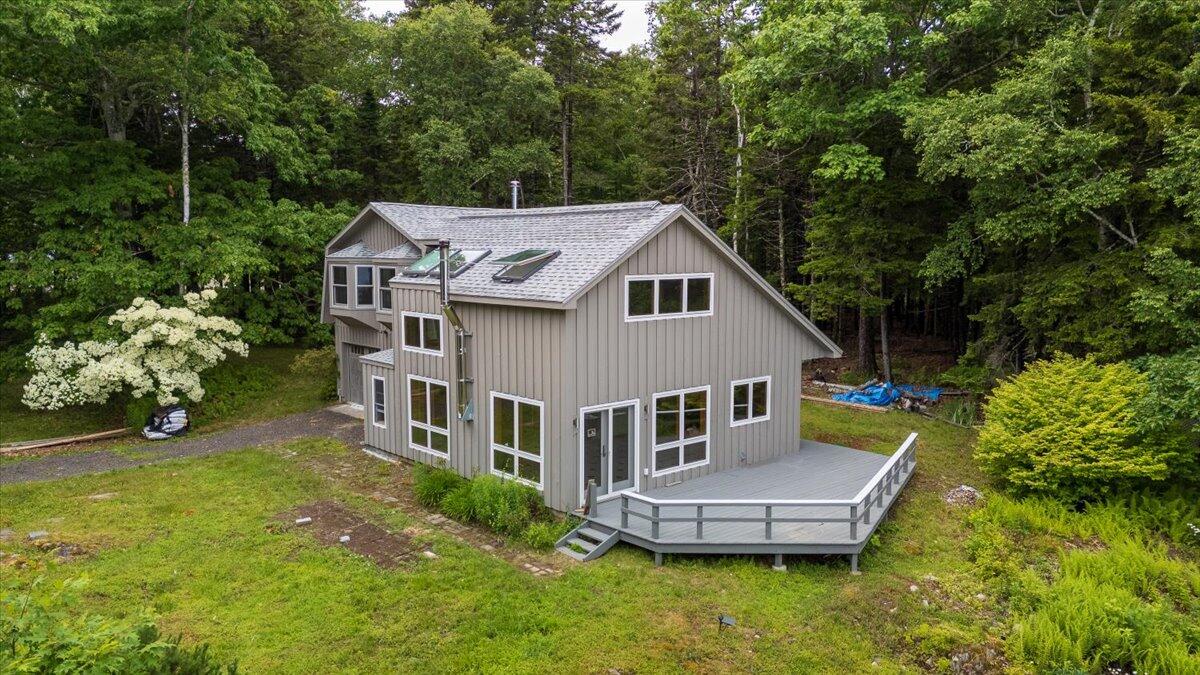 391 Main Road, Islesboro, ME, 04848