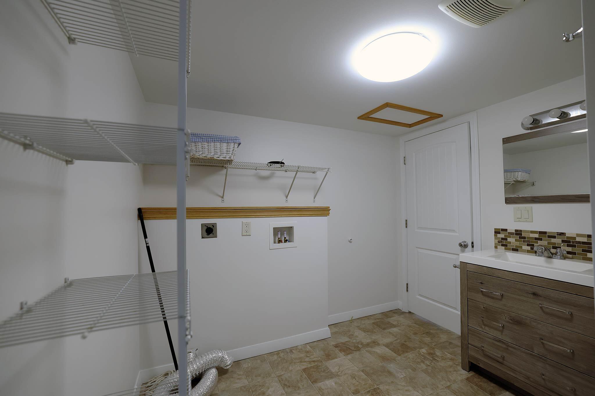 500 Whitefield Road, Pittston, ME, 04345