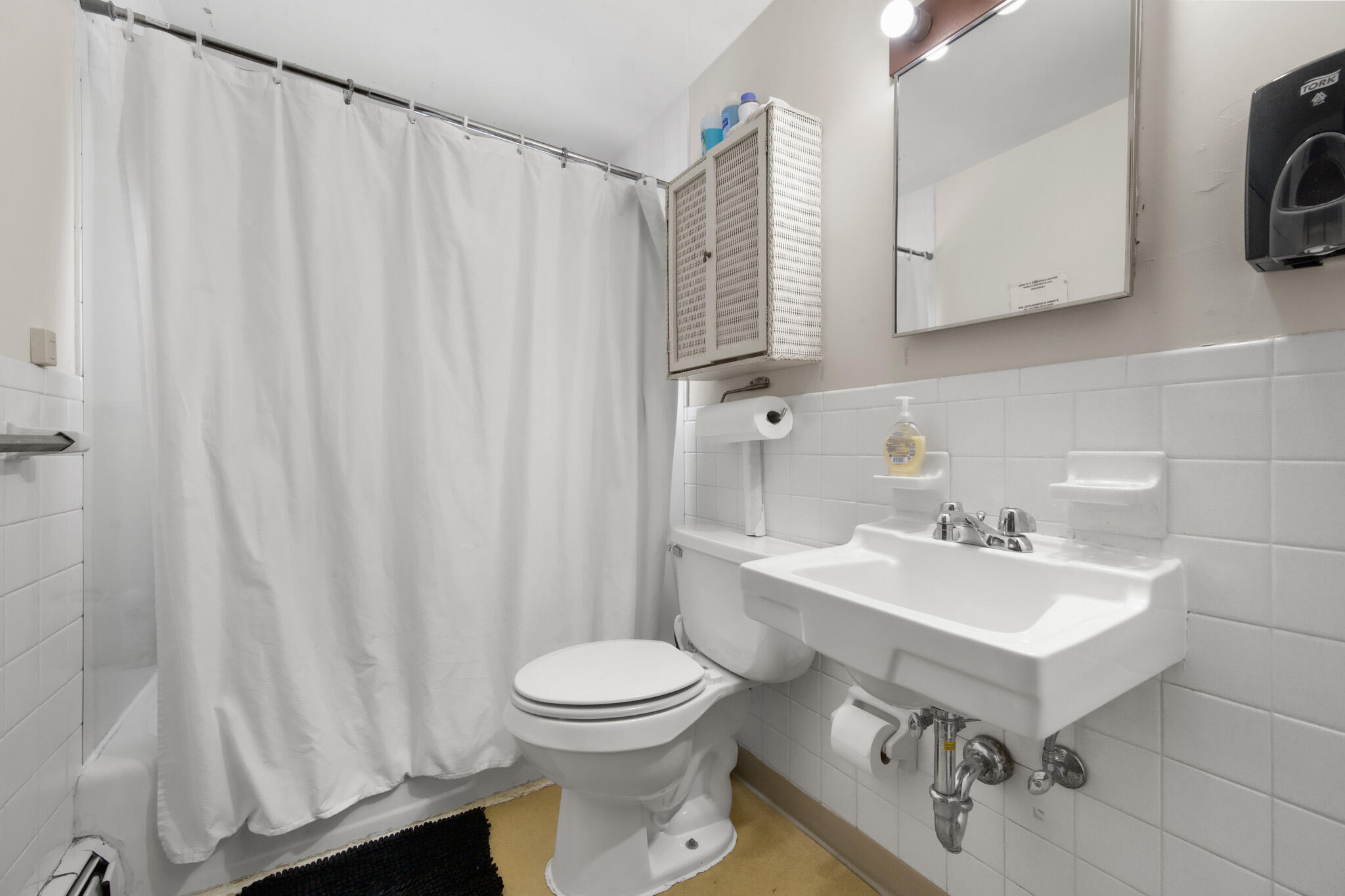 913 Essex Street, Bangor, ME, 04401