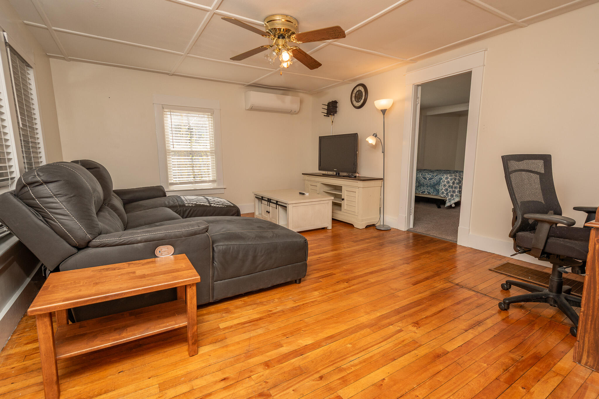 947 W Main Street, Dover-foxcroft, ME, 04426