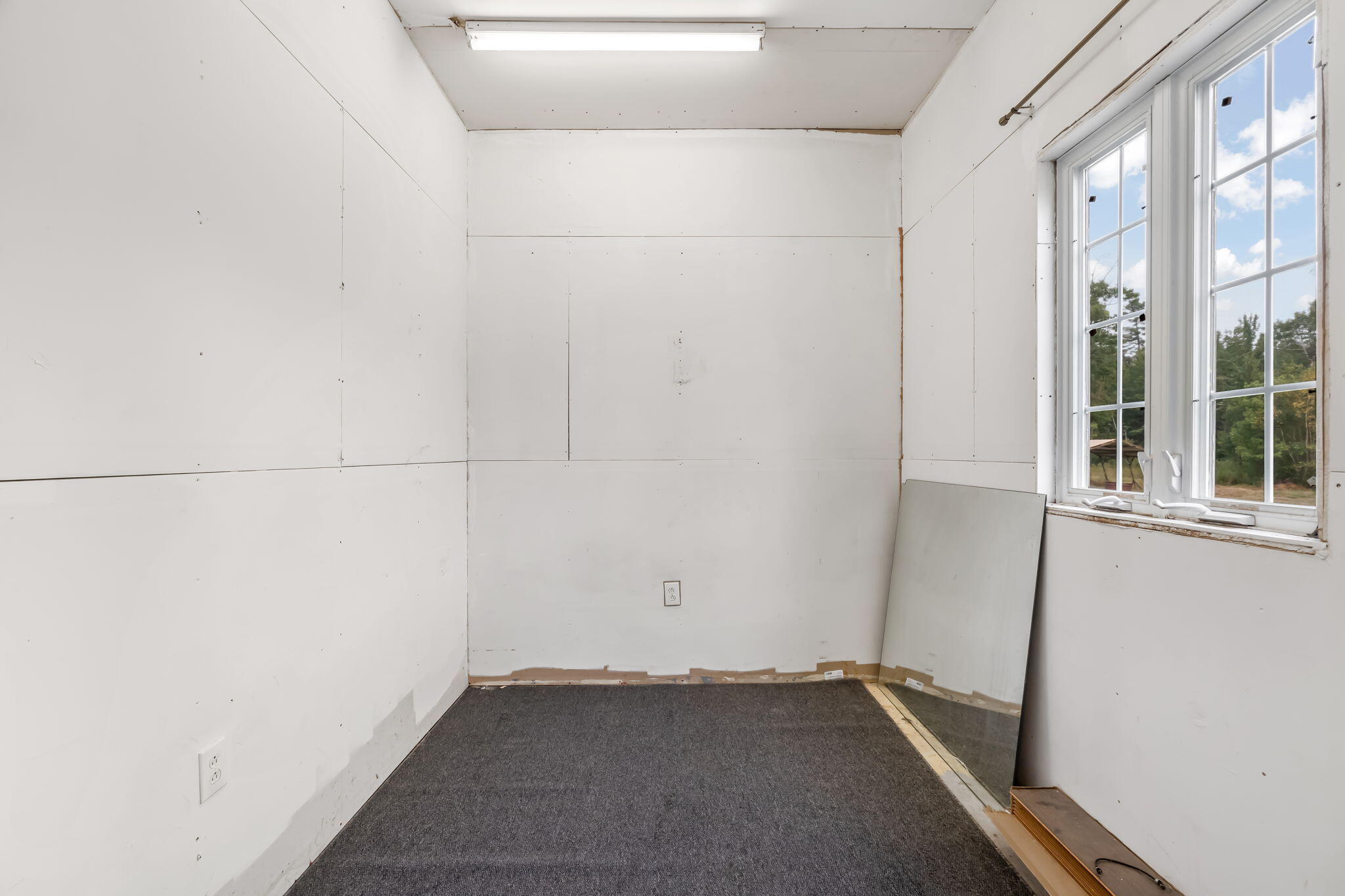 42 Lagrange Road, Howland, ME, 04448