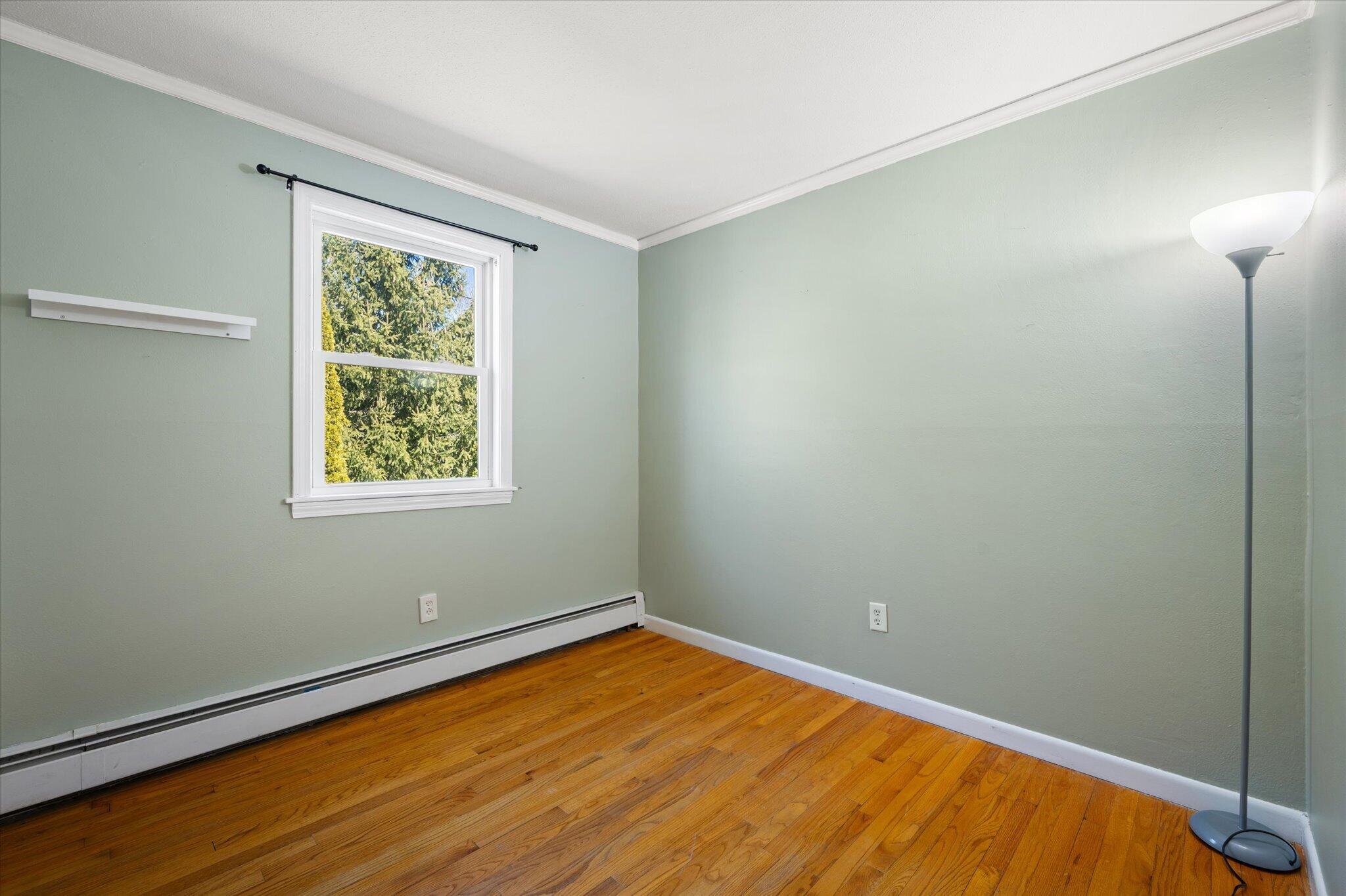 32 Charles Drive, Holden, ME, 04429