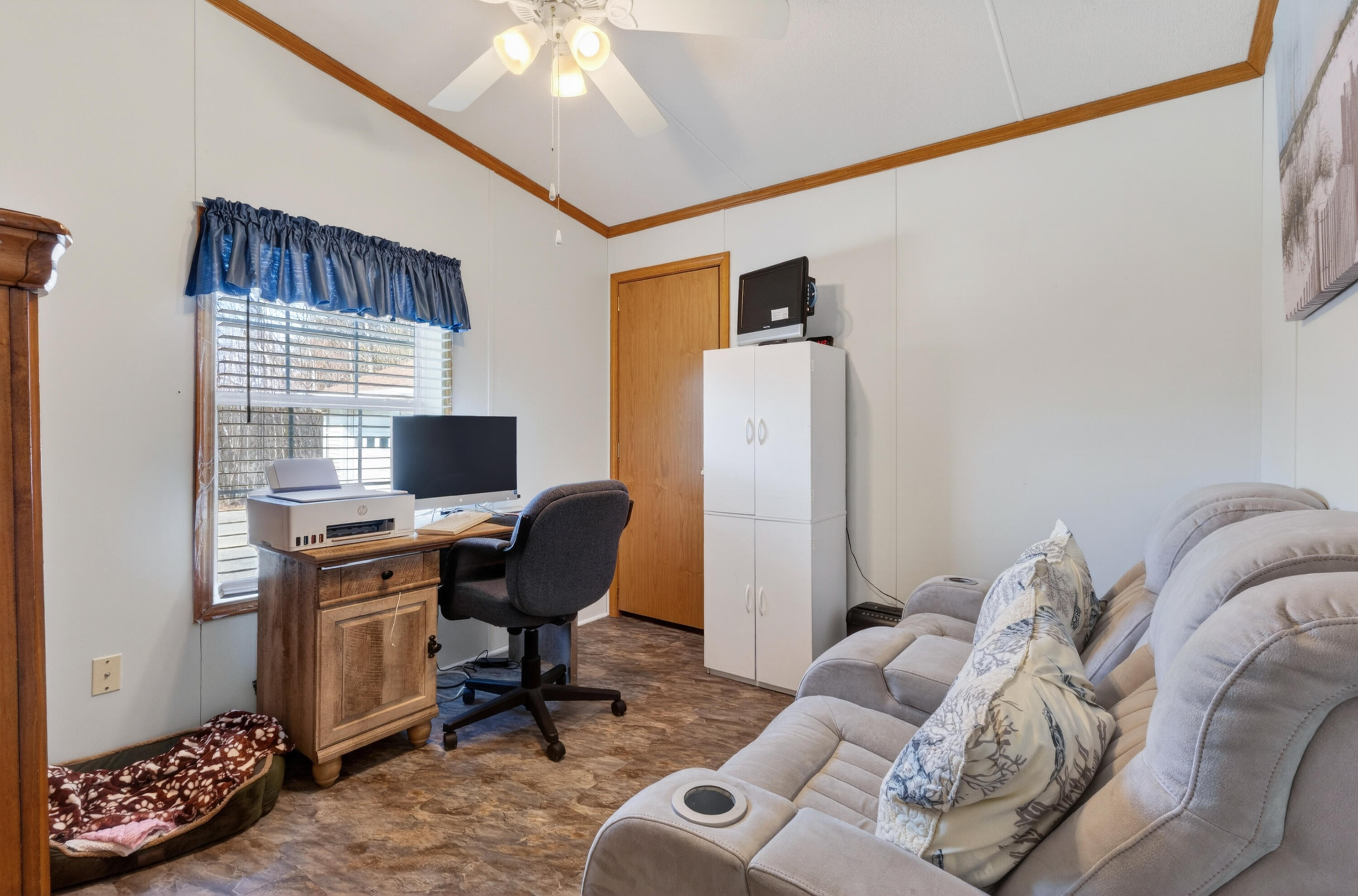 5 Freedom Lane, Belfast, ME, 04915