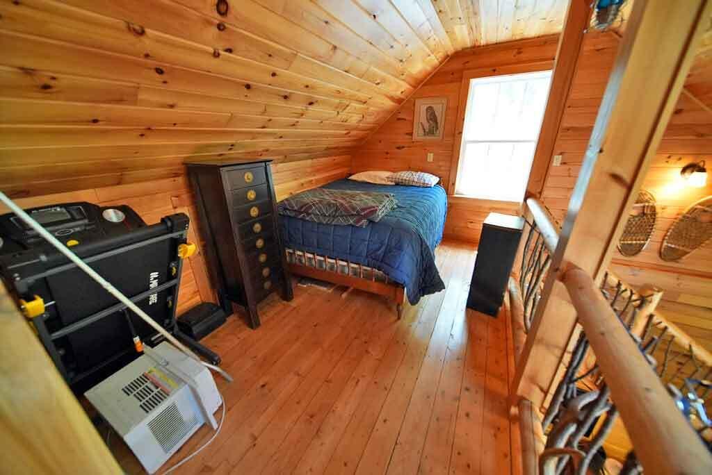 loft-bedrooms-east-grand-la