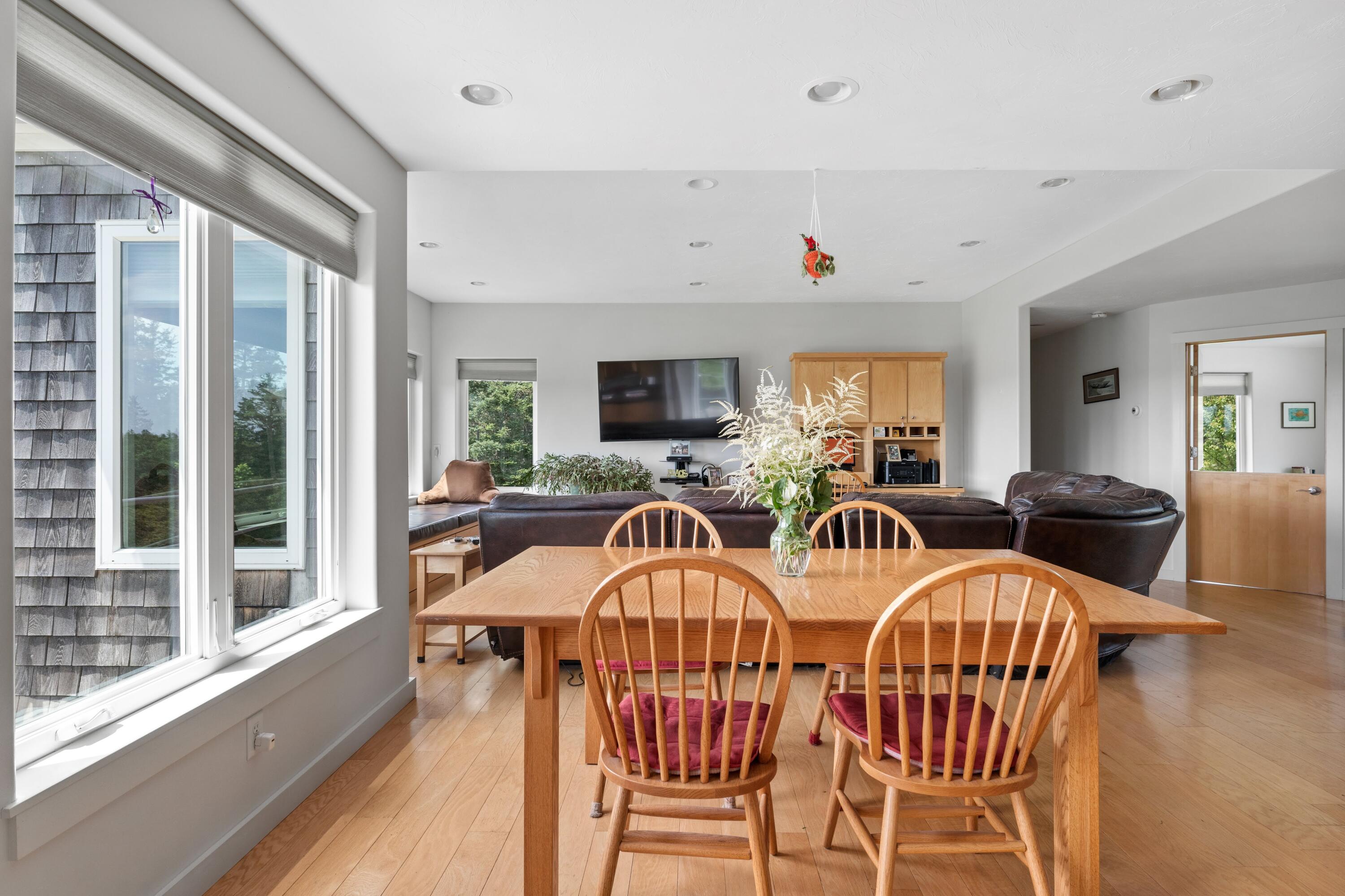 197 N Shore Road, North Haven, ME, 04853