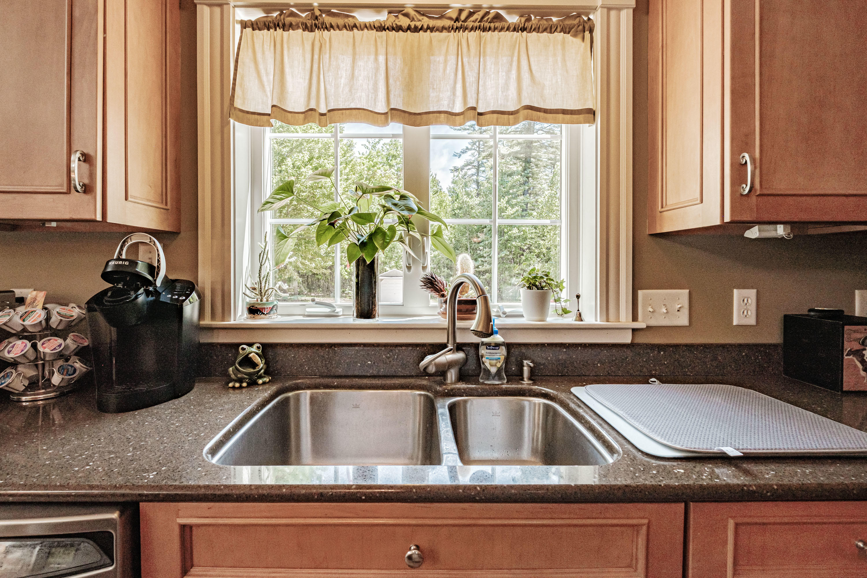 30 Kevin Heights, Paris, ME, 04281-1304