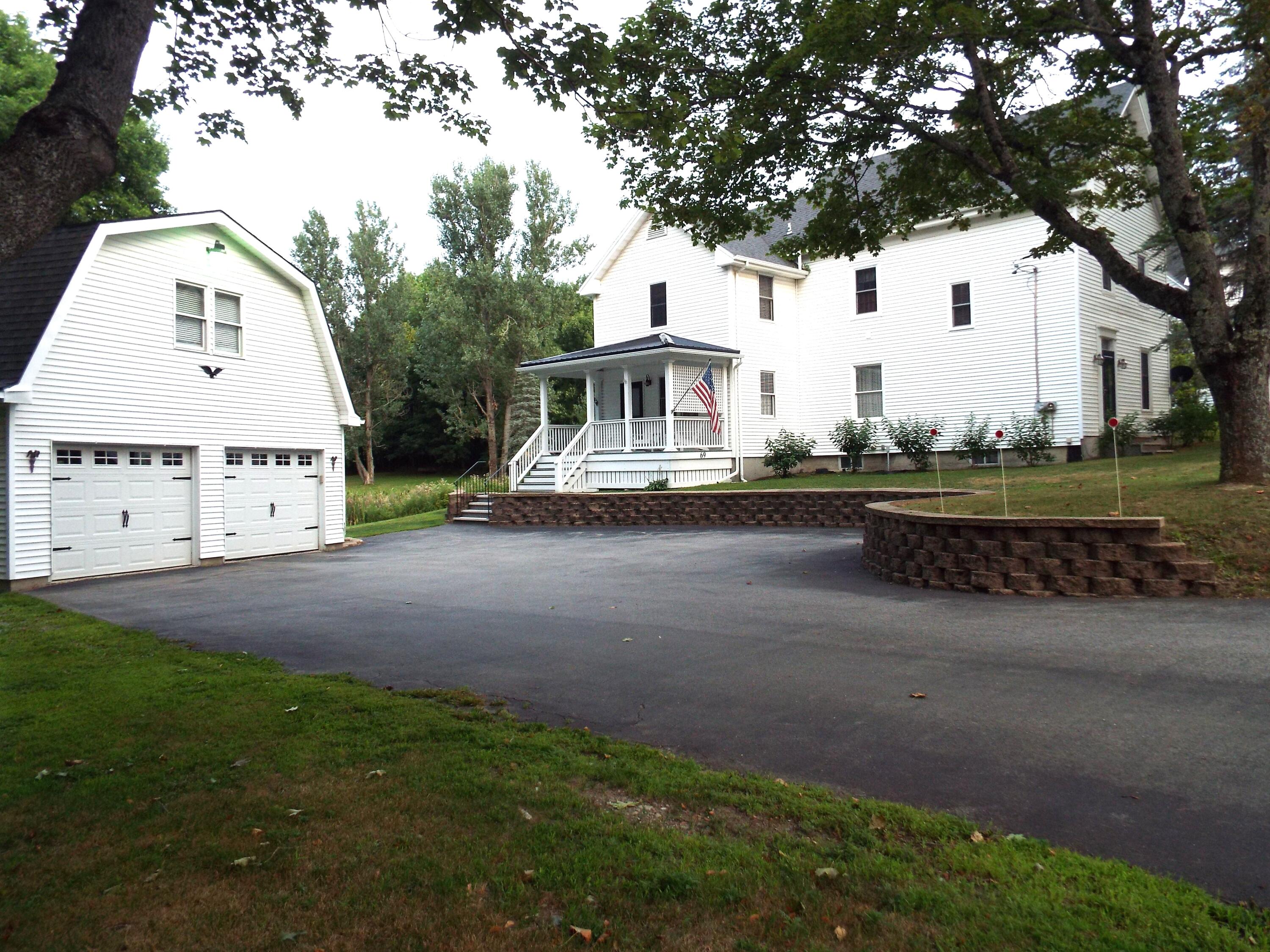 Photo of 69 S Main Road Hampden ME 04444
