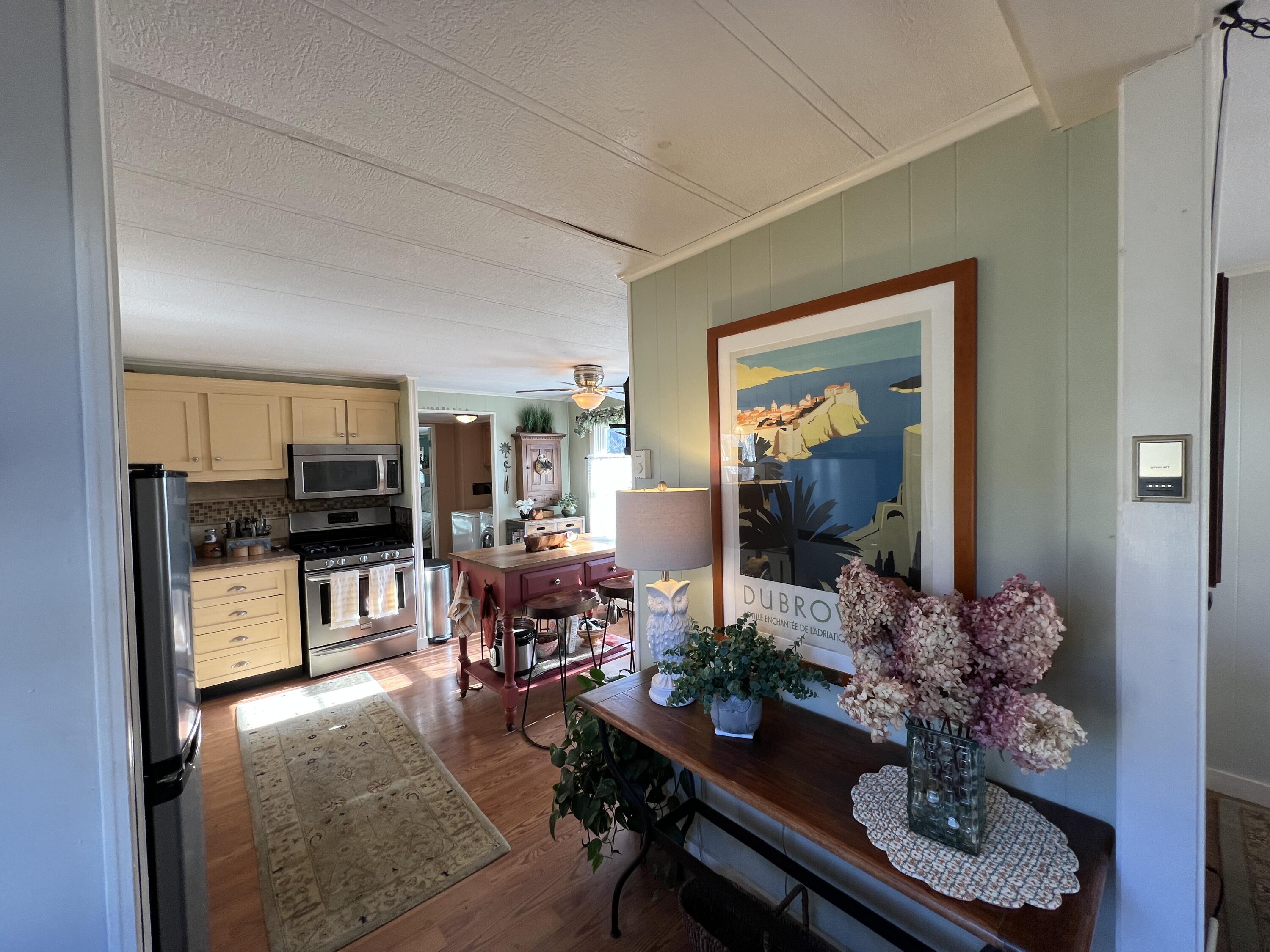 15 Marks Lane, Rockland, ME, 04841