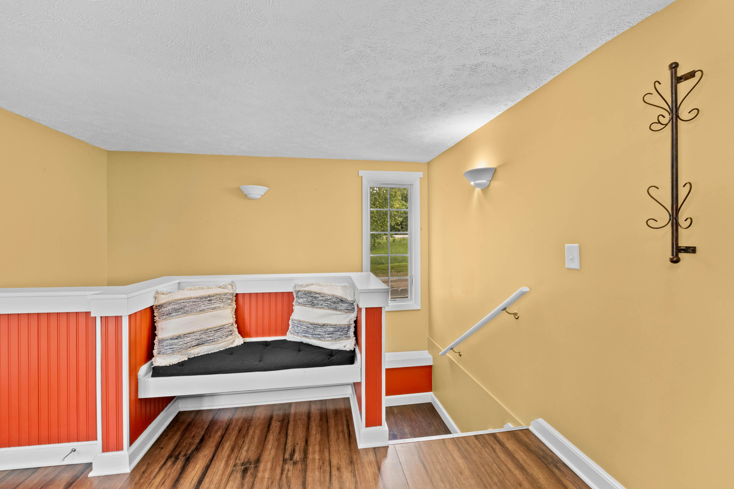 998 Lewiston Road, West Gardiner, ME, 04345