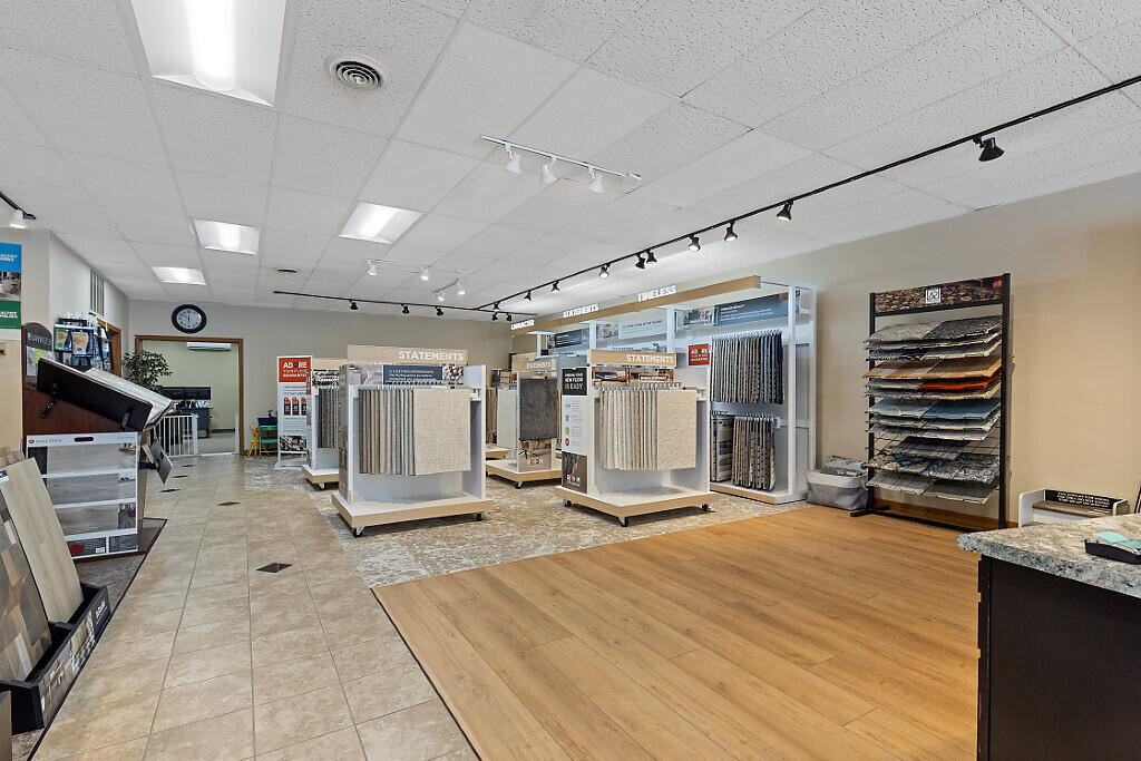 413 Wilton Road, Farmington, ME, 04938