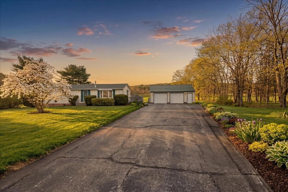 13 Michaels Way, Paris, ME, 04281