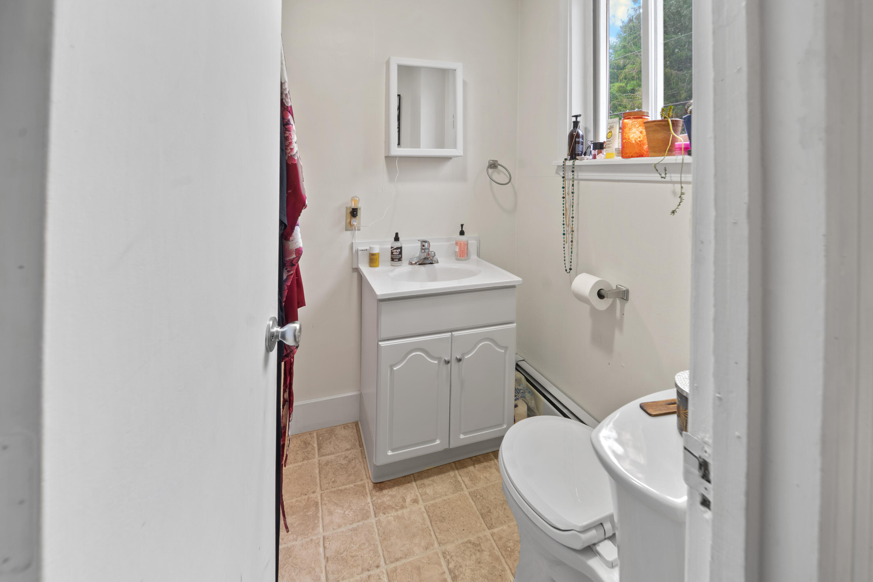 916 Main Street, Old Town, ME, 04468