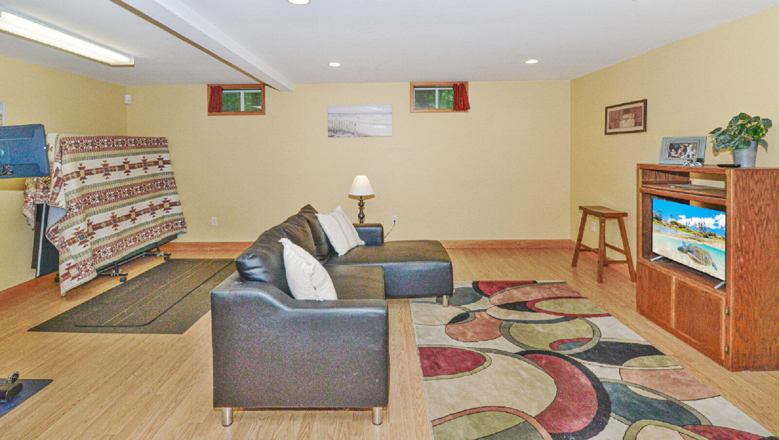 27 Independence Drive