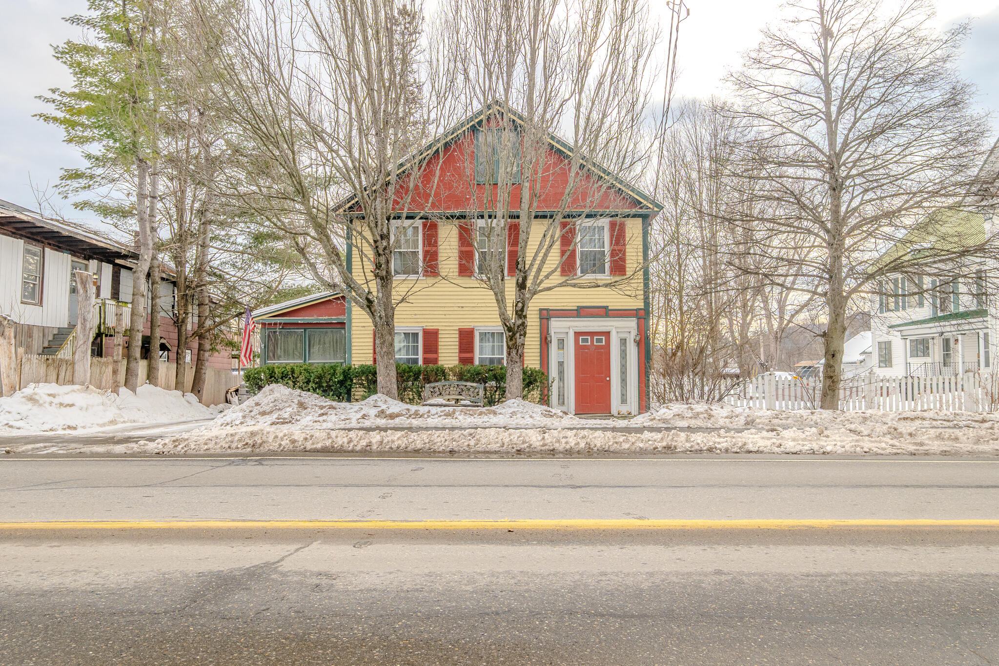 19 Main Street, Dixfield, ME, 04224