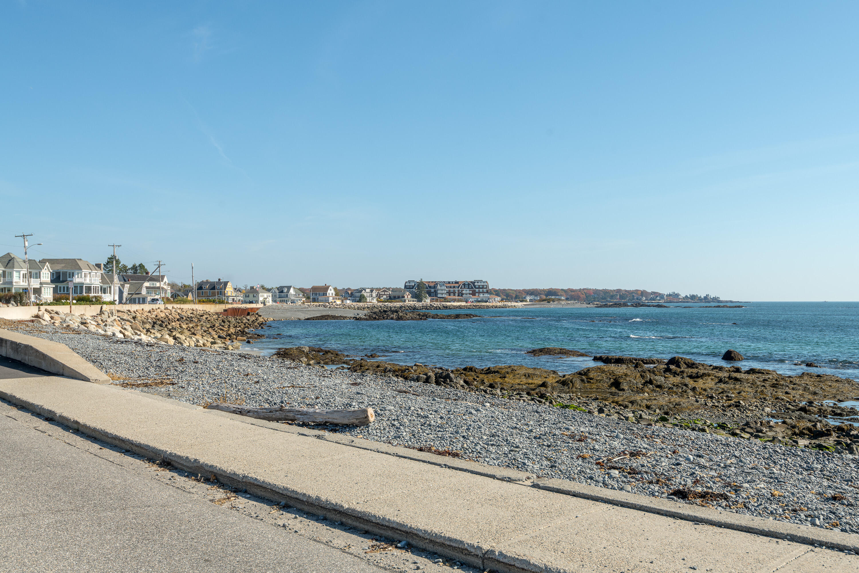 221 Beach Avenue, Kennebunk, ME, 04043