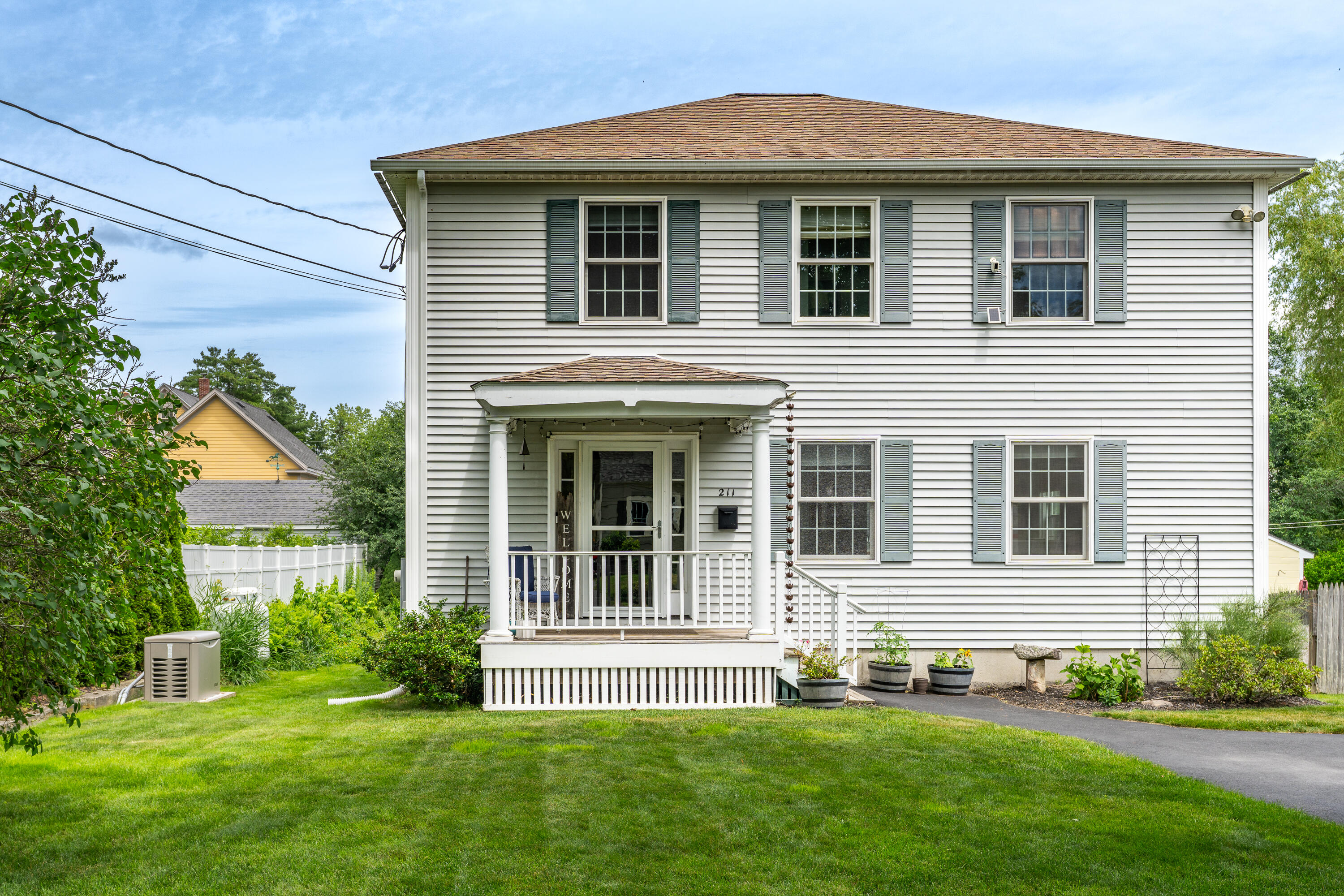 Photo of 211 Oak Street Bath ME 04530