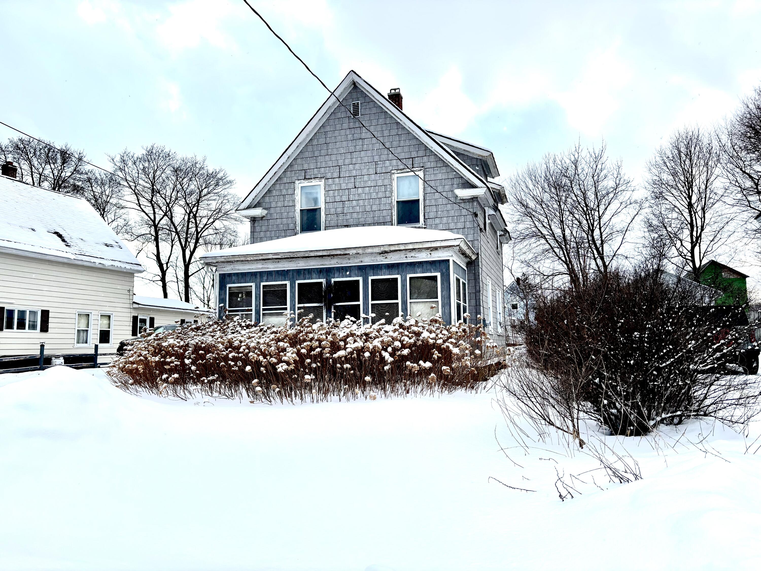 34 Lincoln Street, Millinocket, ME, 04462