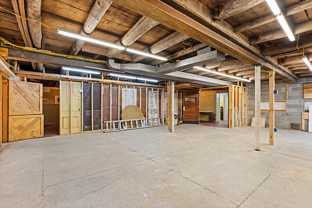 83 Main Street, Phillips, ME, 04966