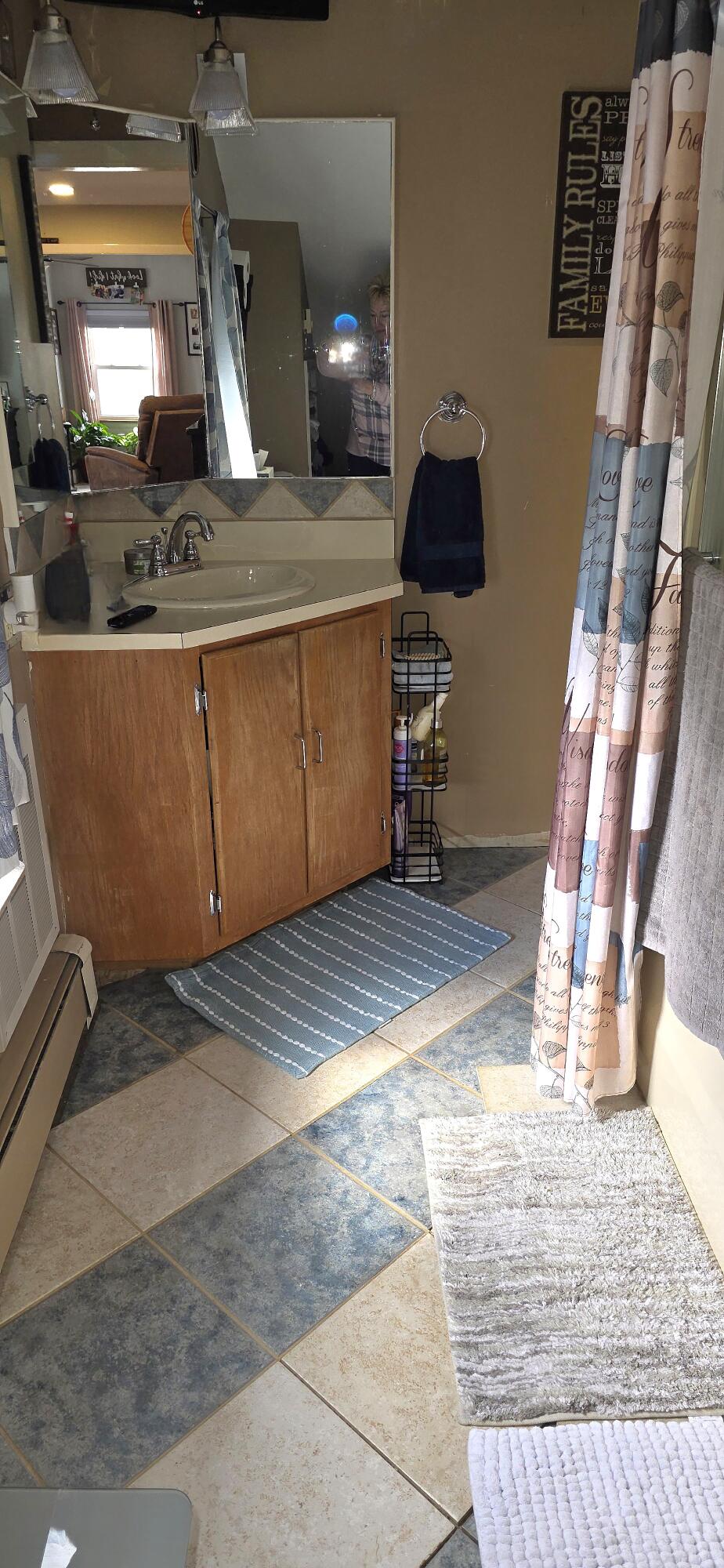 215 Cook Street, Auburn, ME, 04210