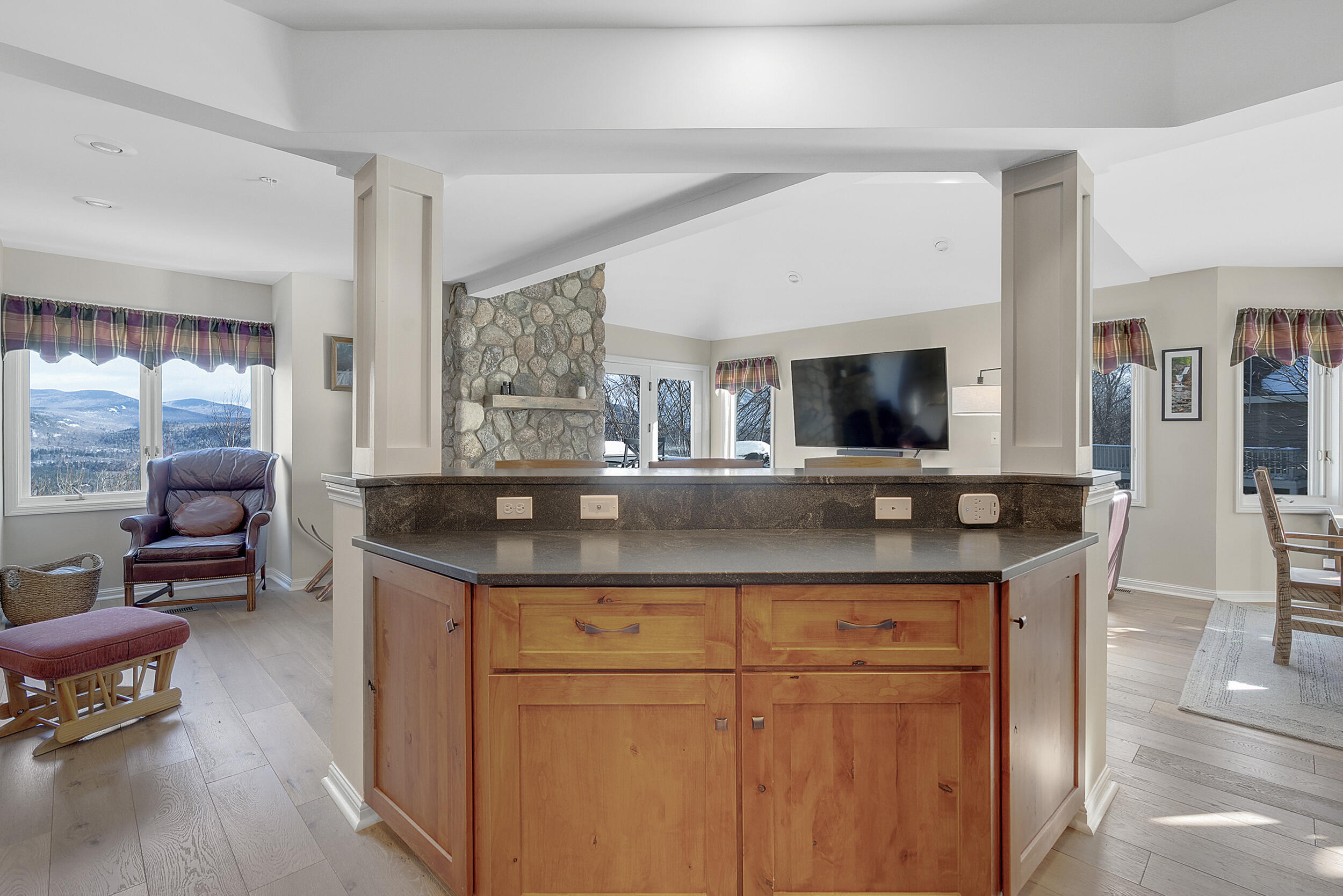 16 Jibe Road Road UNIT O-1, Newry, ME, 04261