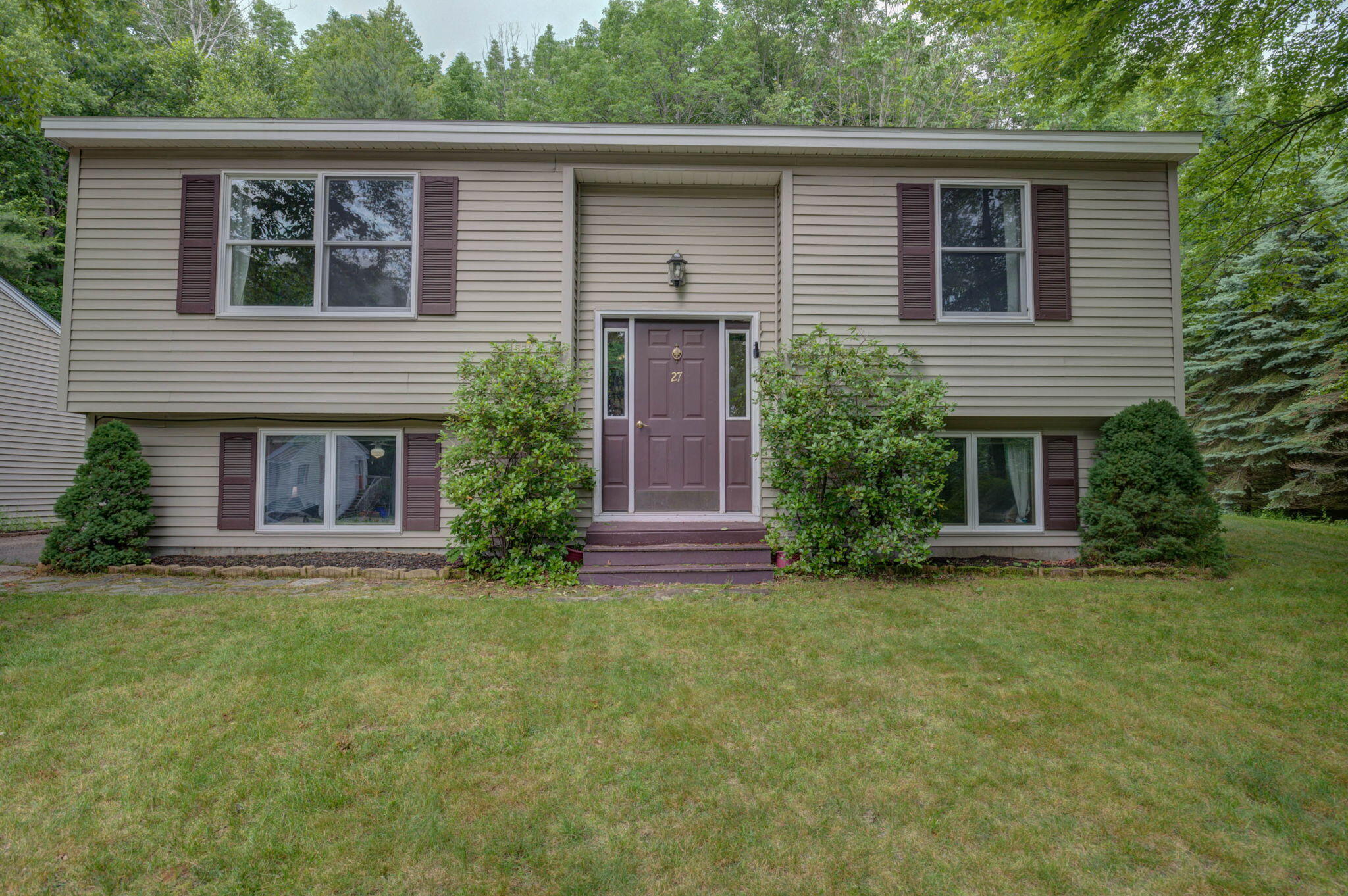 27 Country Club Drive