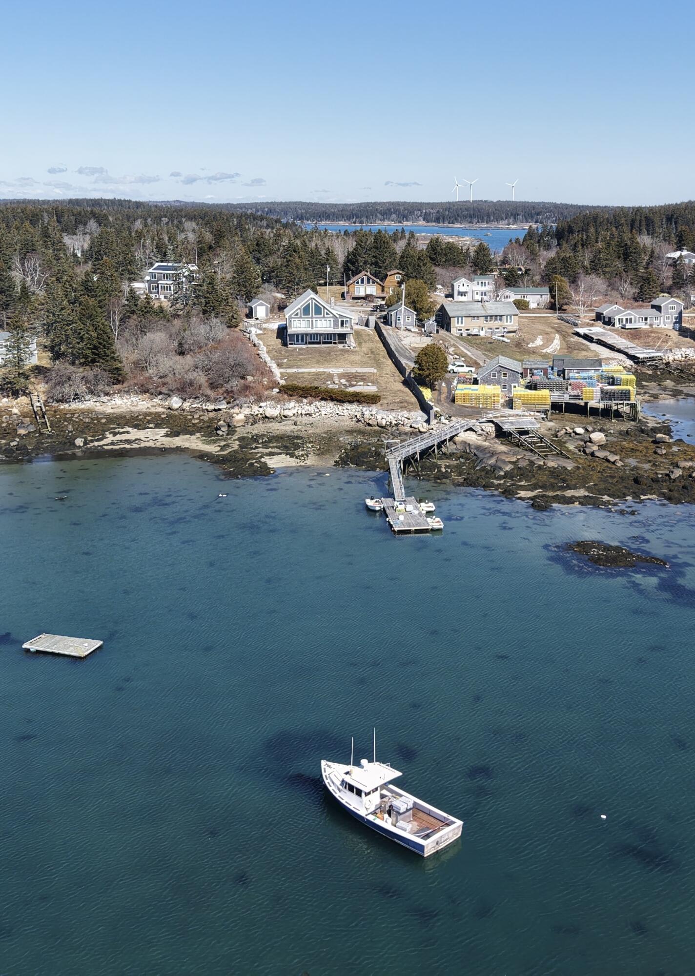 28 City Point Road, Vinalhaven, ME, 04863