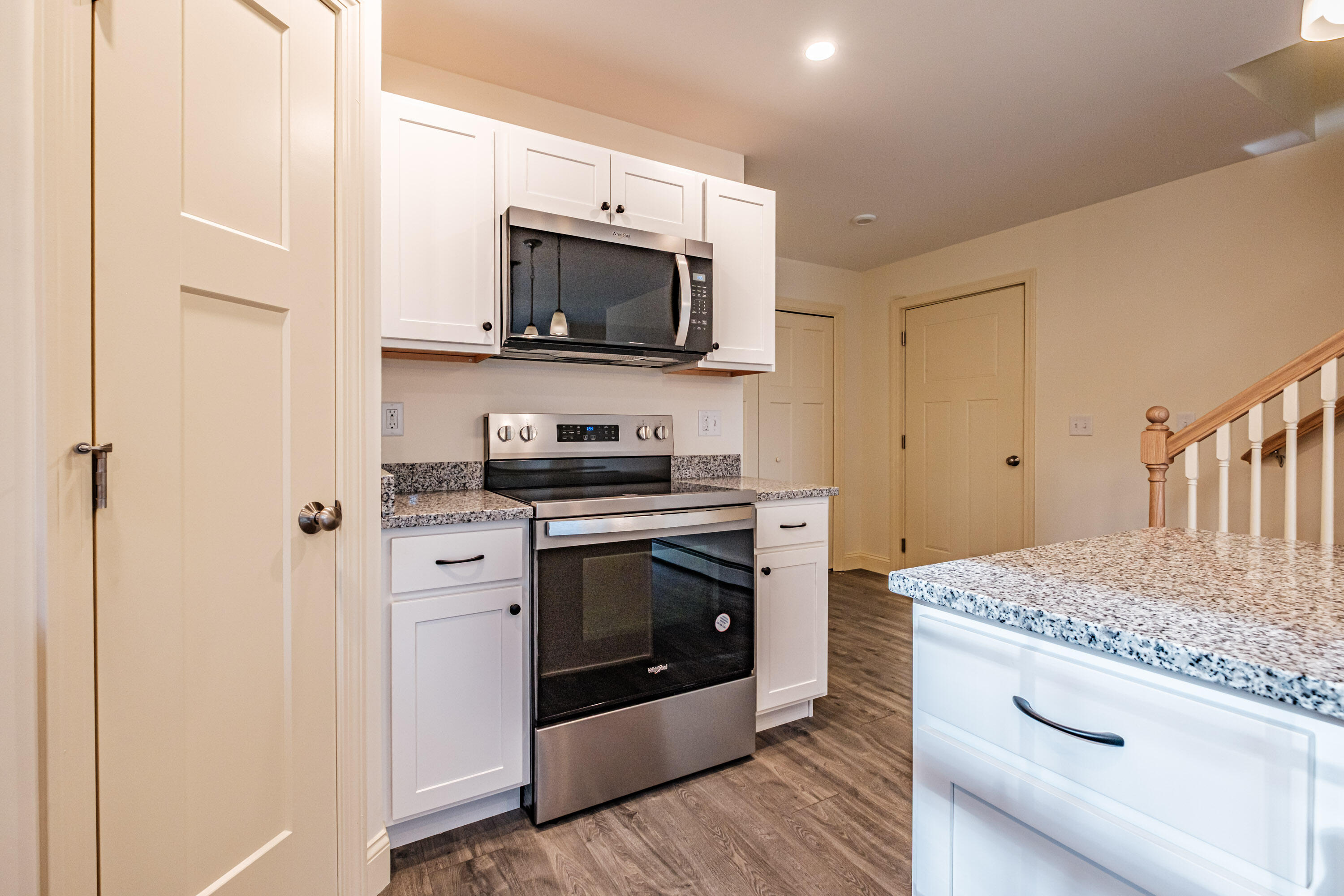 31 Woodbrey Lane, Standish, ME, 04084