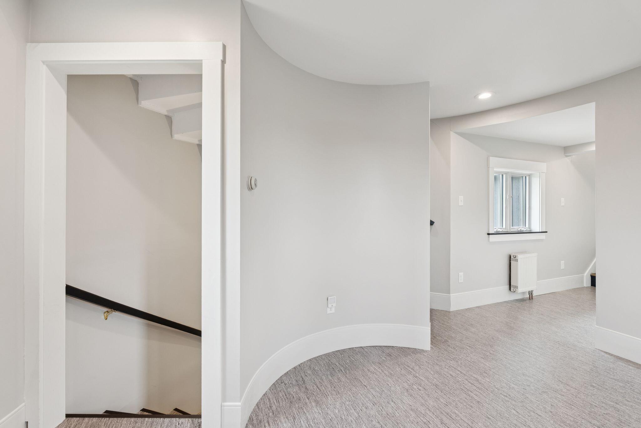 440 Blackstrap Road, Falmouth, ME, 04105