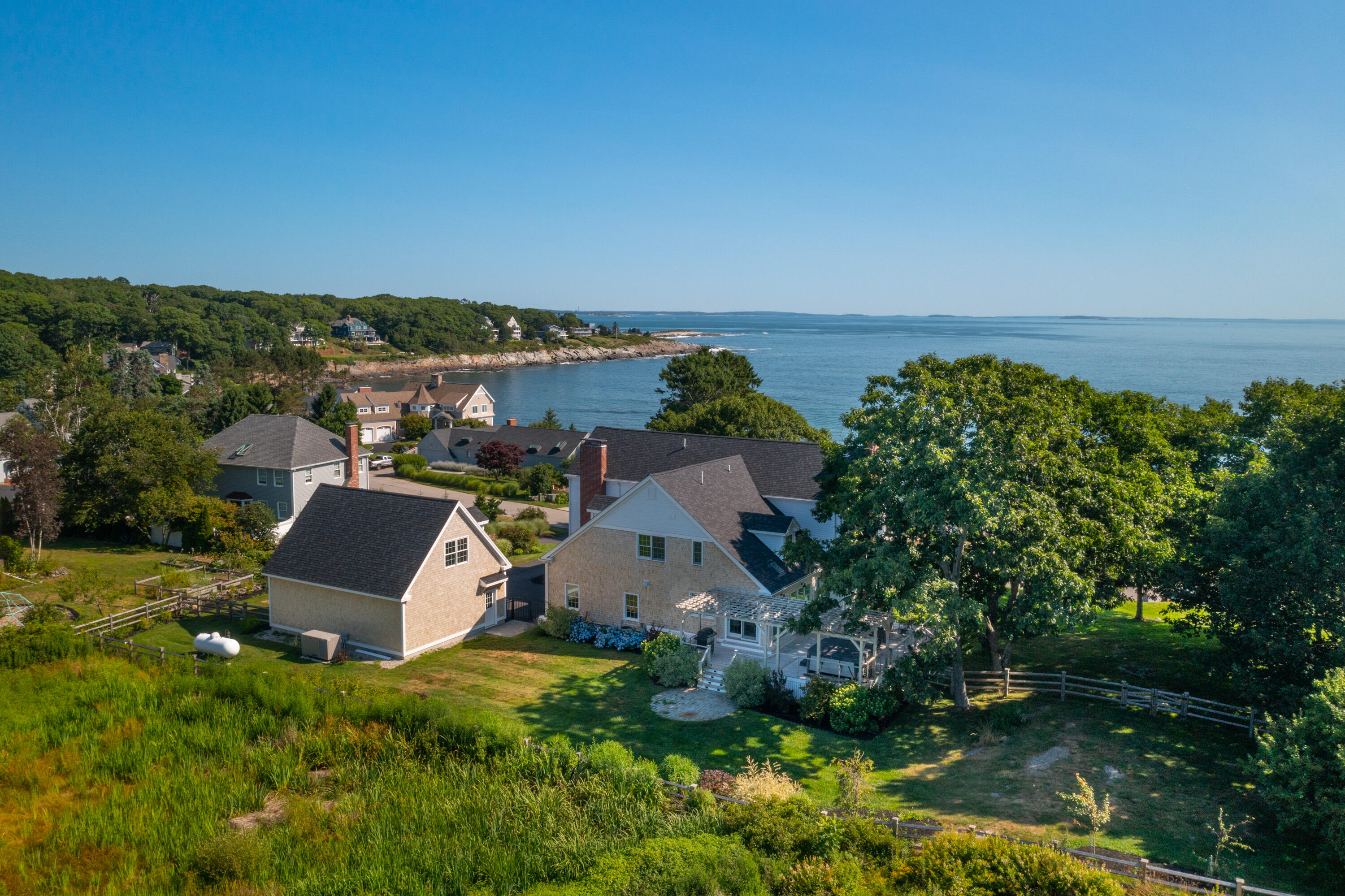 19 Salt Spray Lane, Cape Elizabeth, ME, 04107