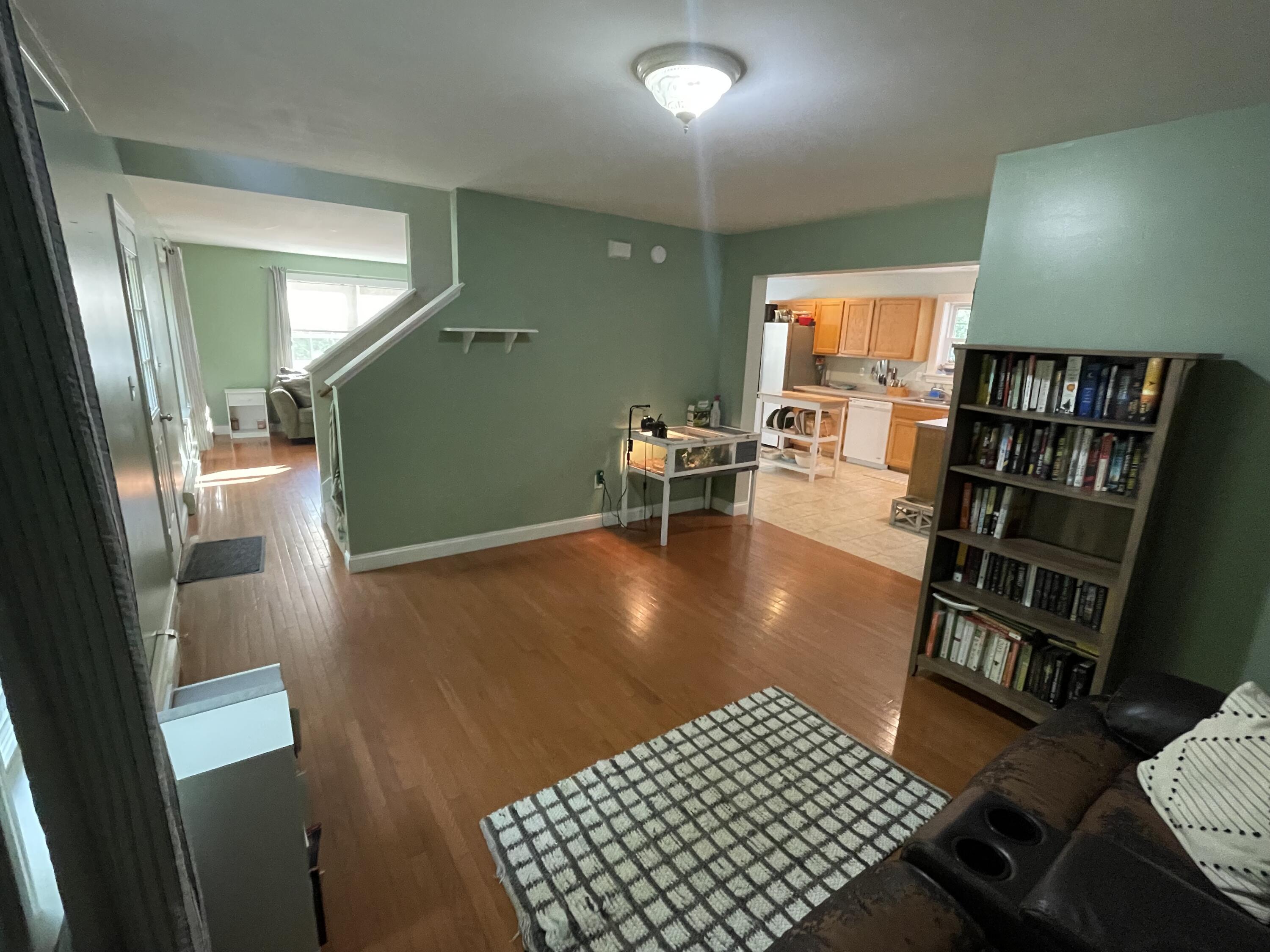41 Lakeview Drive